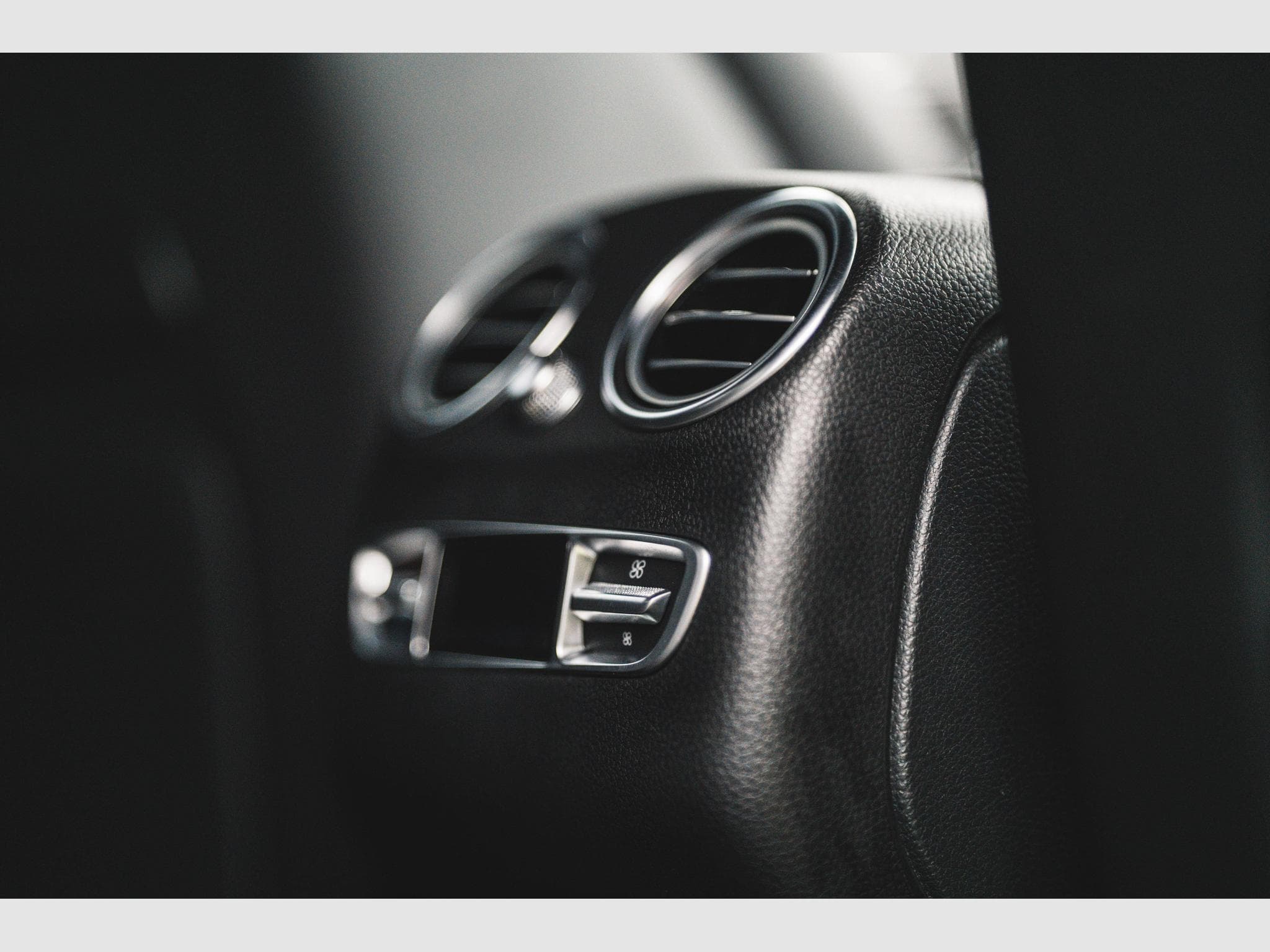 Mercedes GLC GLC 43 AMG 390ch – Très belle configuration – Entretien Merc (2019) - Photo 33