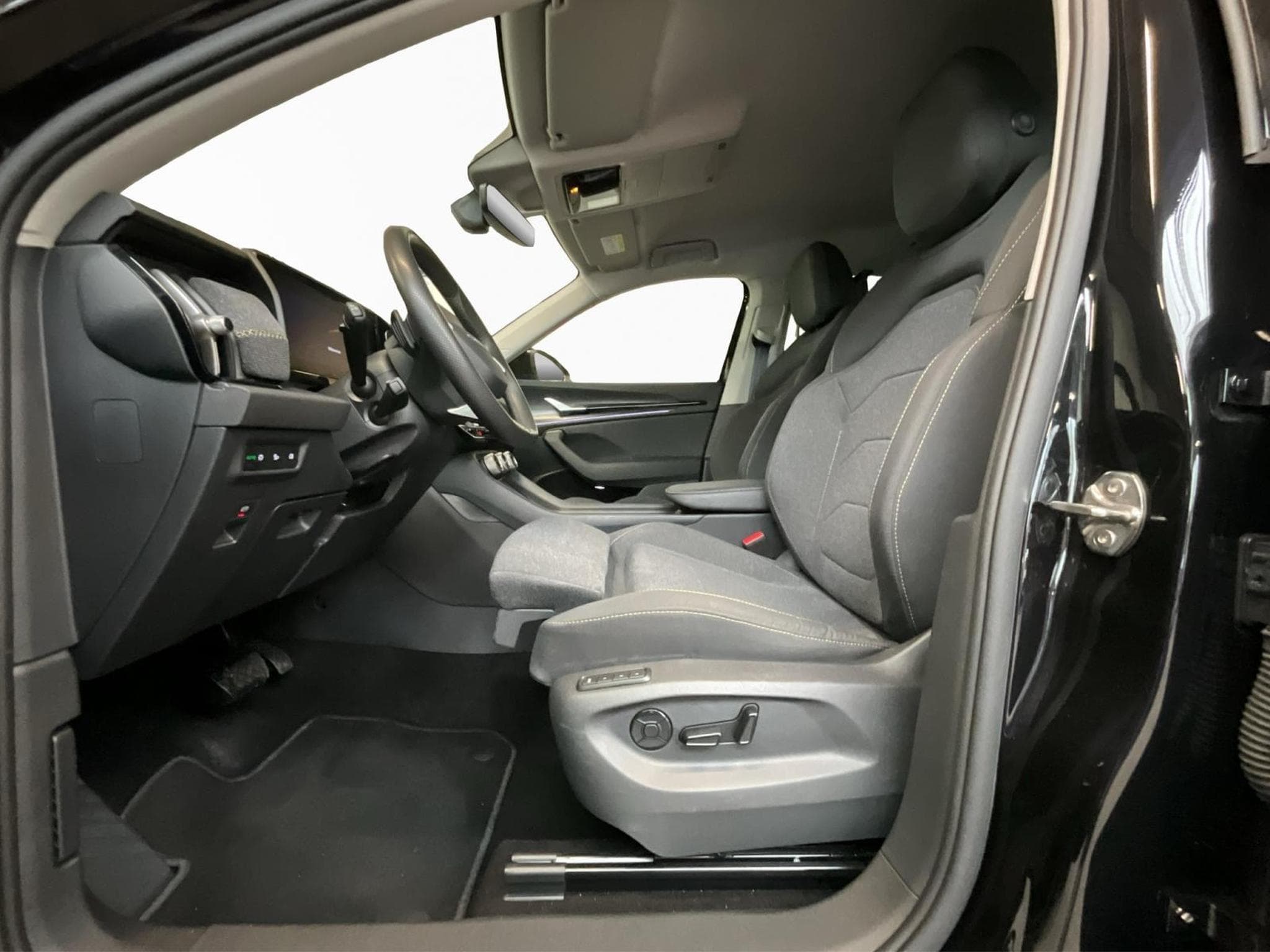 Skoda Kodiaq Selection+DSG+4x4+Stand-H.+Light&View+P.Conv. (2025) - Photo 11