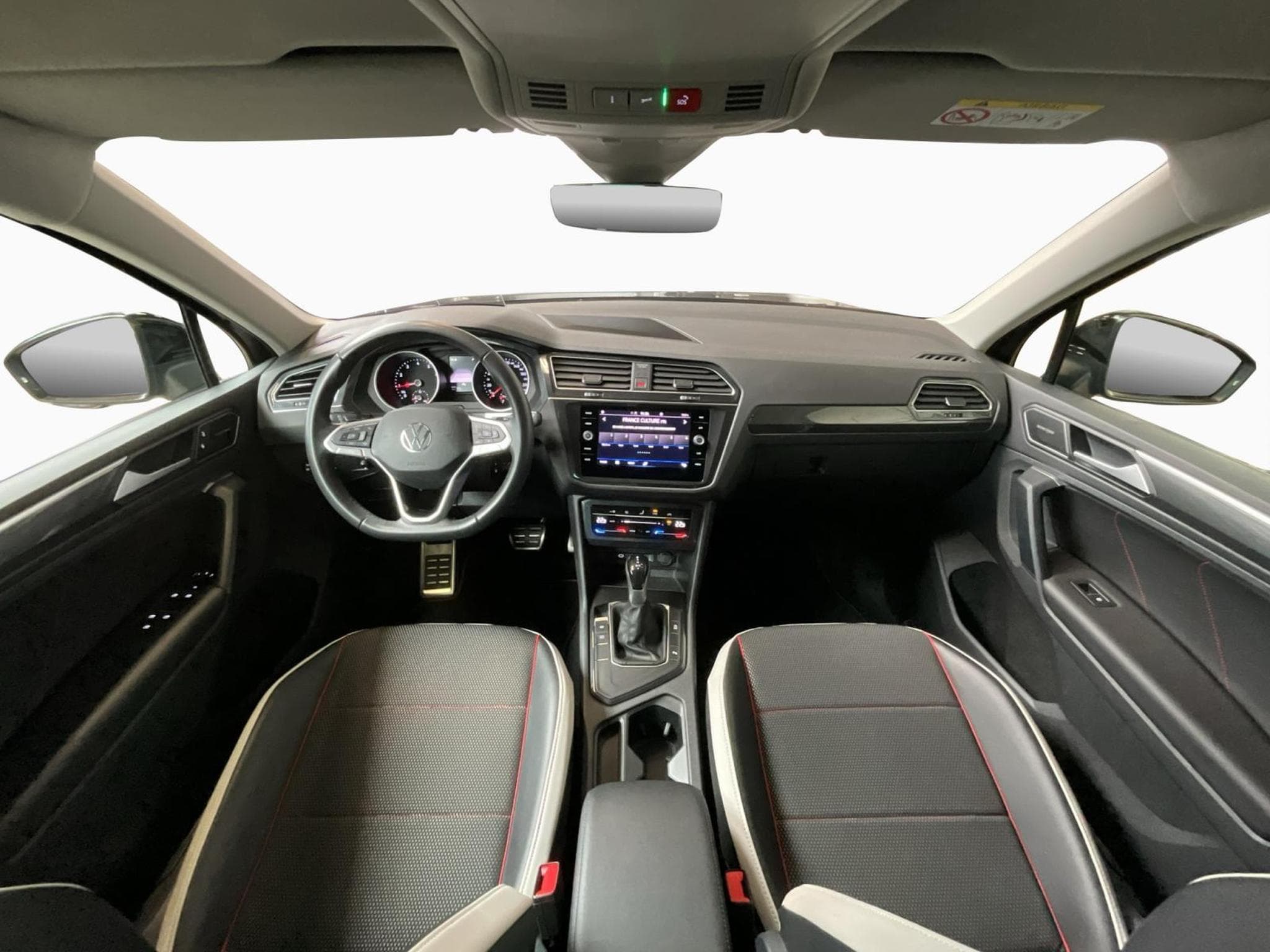 VW Tiguan Life-Urban-Sport+DSG+Led (2024) - Photo 2