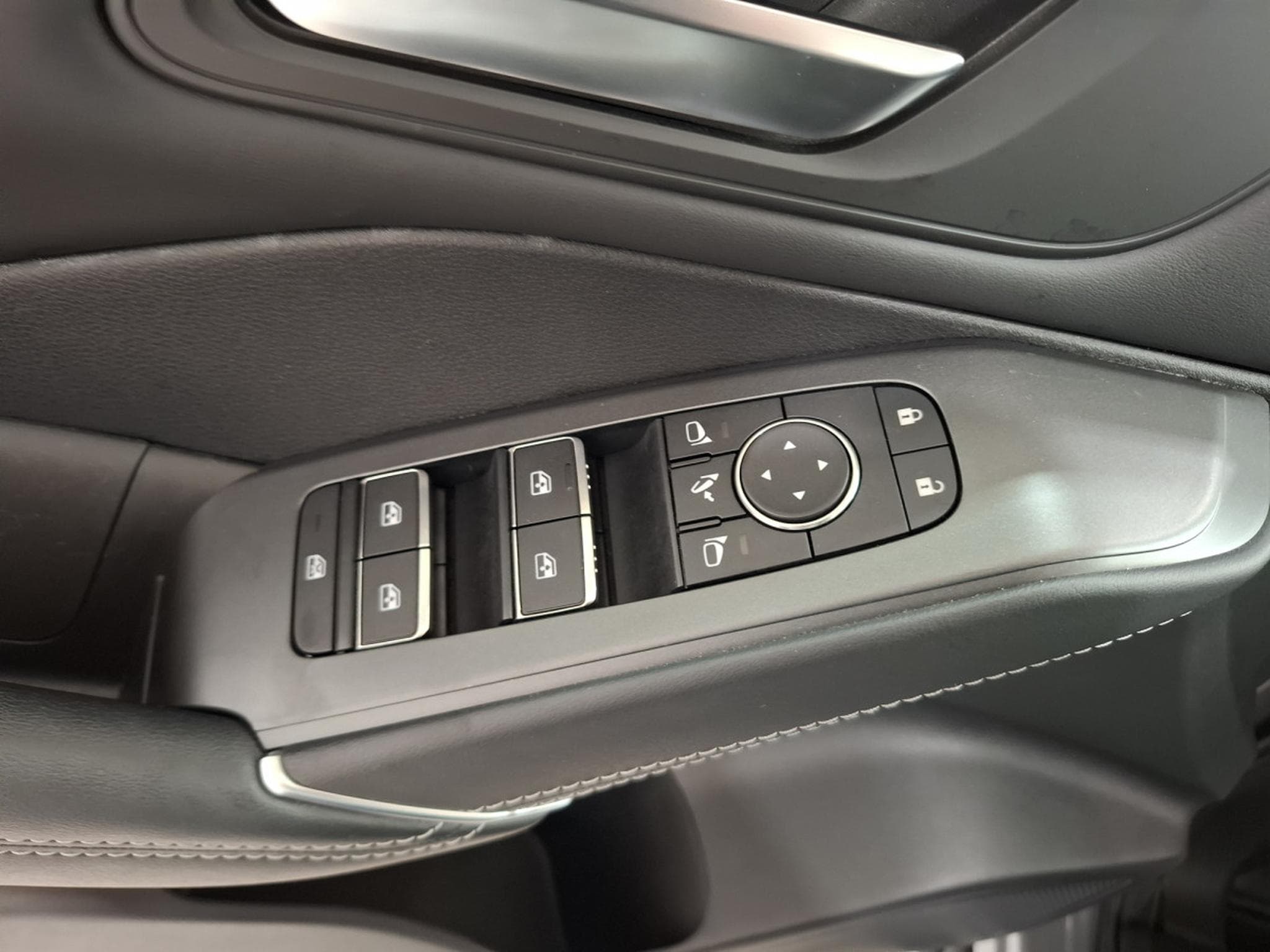 Nissan Qashqai 1.5 VC-T 190 N-Connecta e-Power, Hybride, CAMERA 360°, CUIR, (2024) - Photo 17