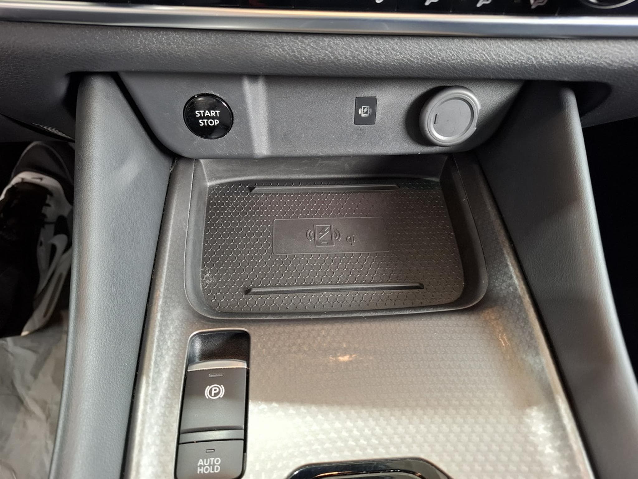 Nissan Qashqai 1.5 VC-T 190 N-Connecta e-Power, Hybride, CAMERA 360°, CUIR, (2024) - Photo 20