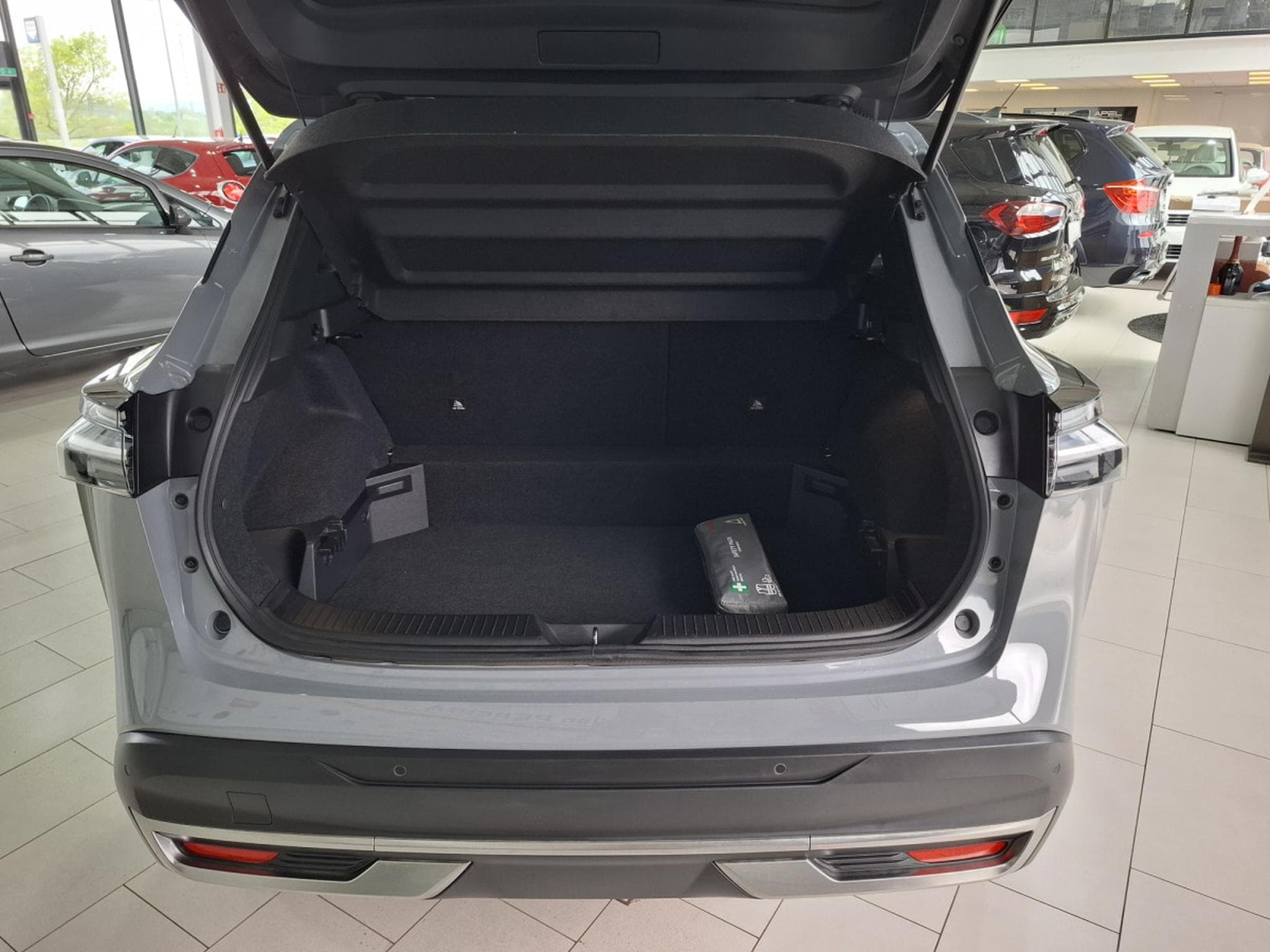 Nissan Qashqai 1.5 VC-T 190 N-Connecta e-Power, Hybride, CAMERA 360°, CUIR, (2024) - Photo 23