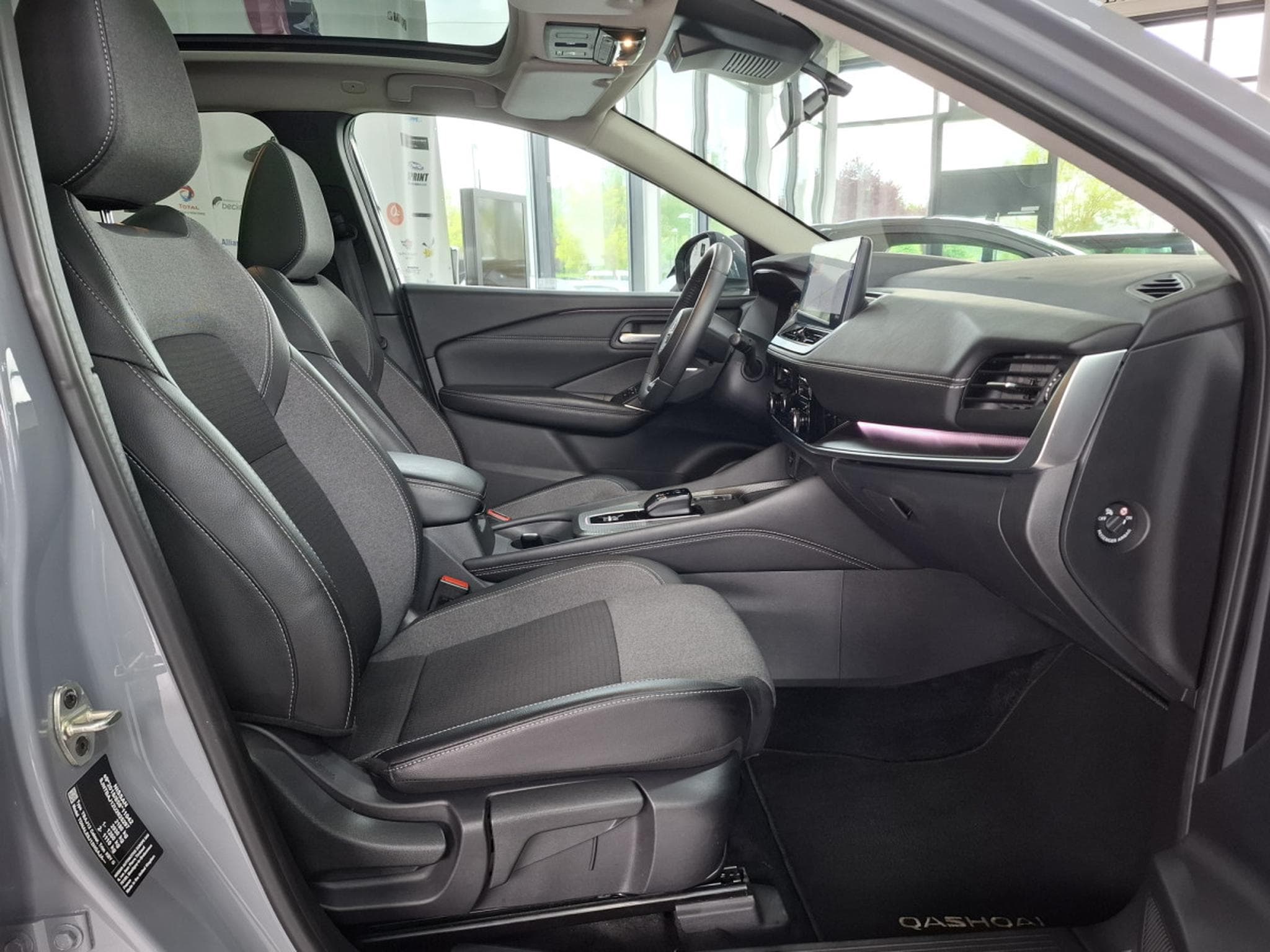 Nissan Qashqai 1.5 VC-T 190 N-Connecta e-Power, Hybride, CAMERA 360°, CUIR, (2024) - Photo 6
