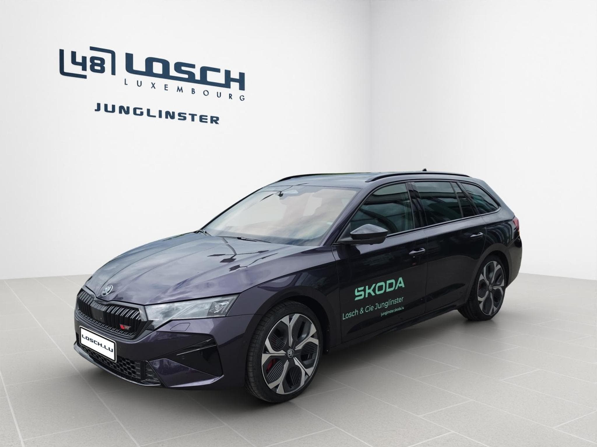 Skoda Octavia Combi RS 2.0 TSI 265 PS DSG7 (2026) - Photo 3