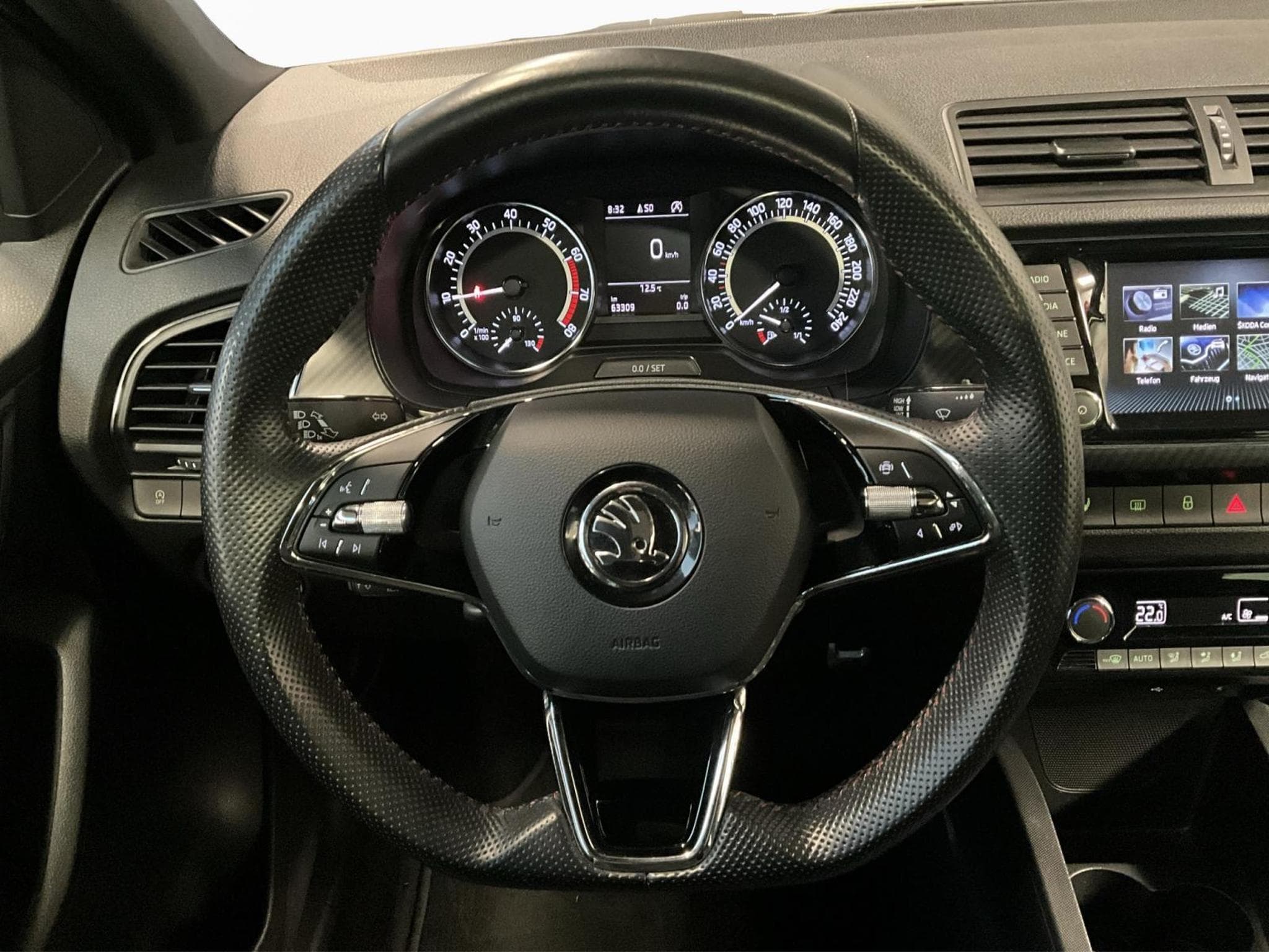 Skoda Fabia Monte-Carlo+LED+NAVi+DIGI+ (2021) - Foto 12