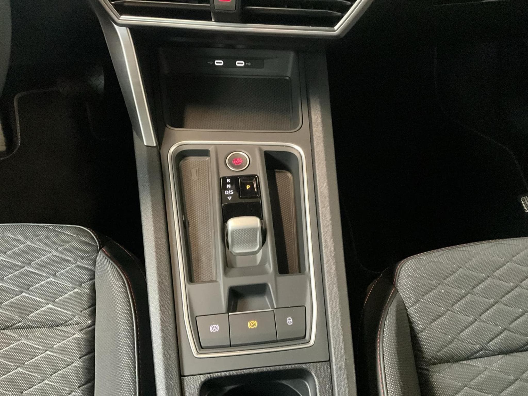 Seat Leon FR+DSG+Led+Navi+Digi+ (2025) - Foto 12