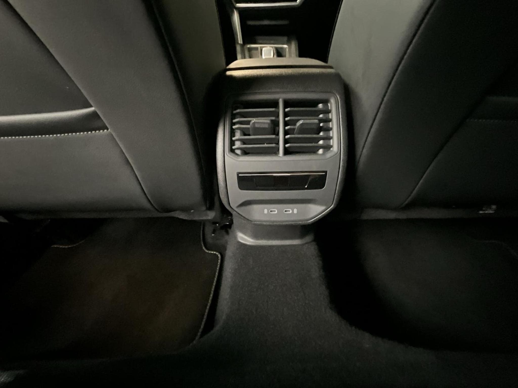 Seat Leon FR+DSG+Led+Navi+Digi+ (2025) - Foto 19