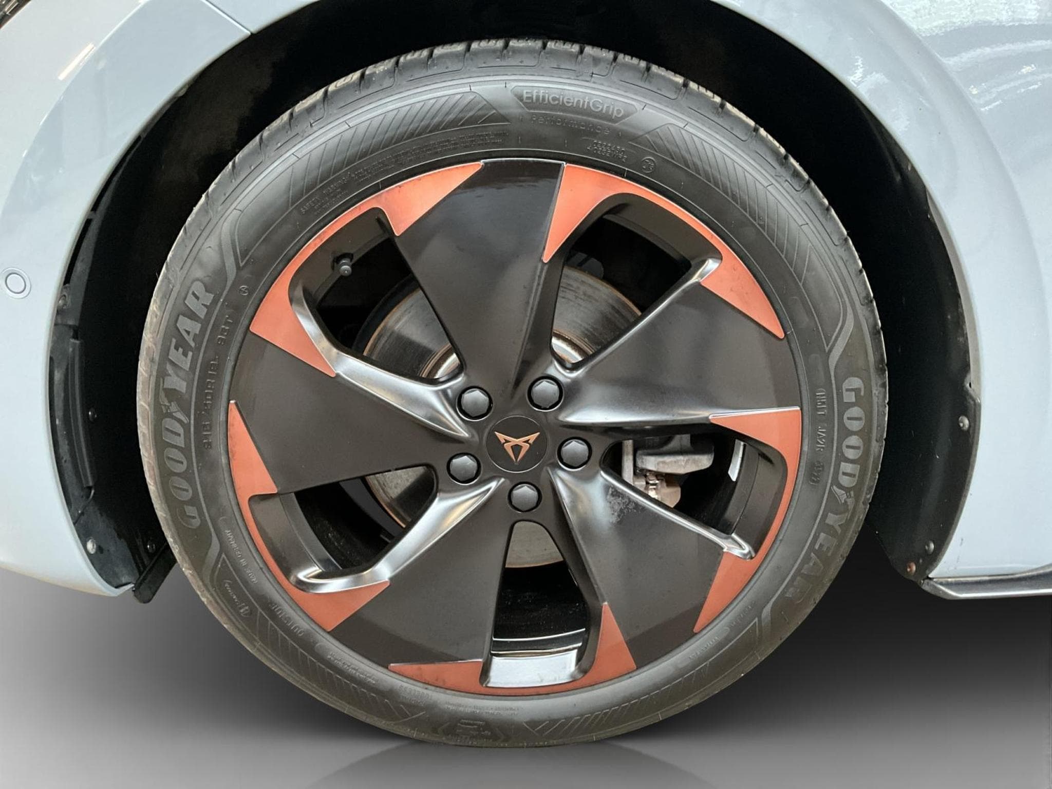 Cupra Born 58kWh+Dinamica+Skyline+Wärme-P.+P.ilot.M (2023) - Photo 8