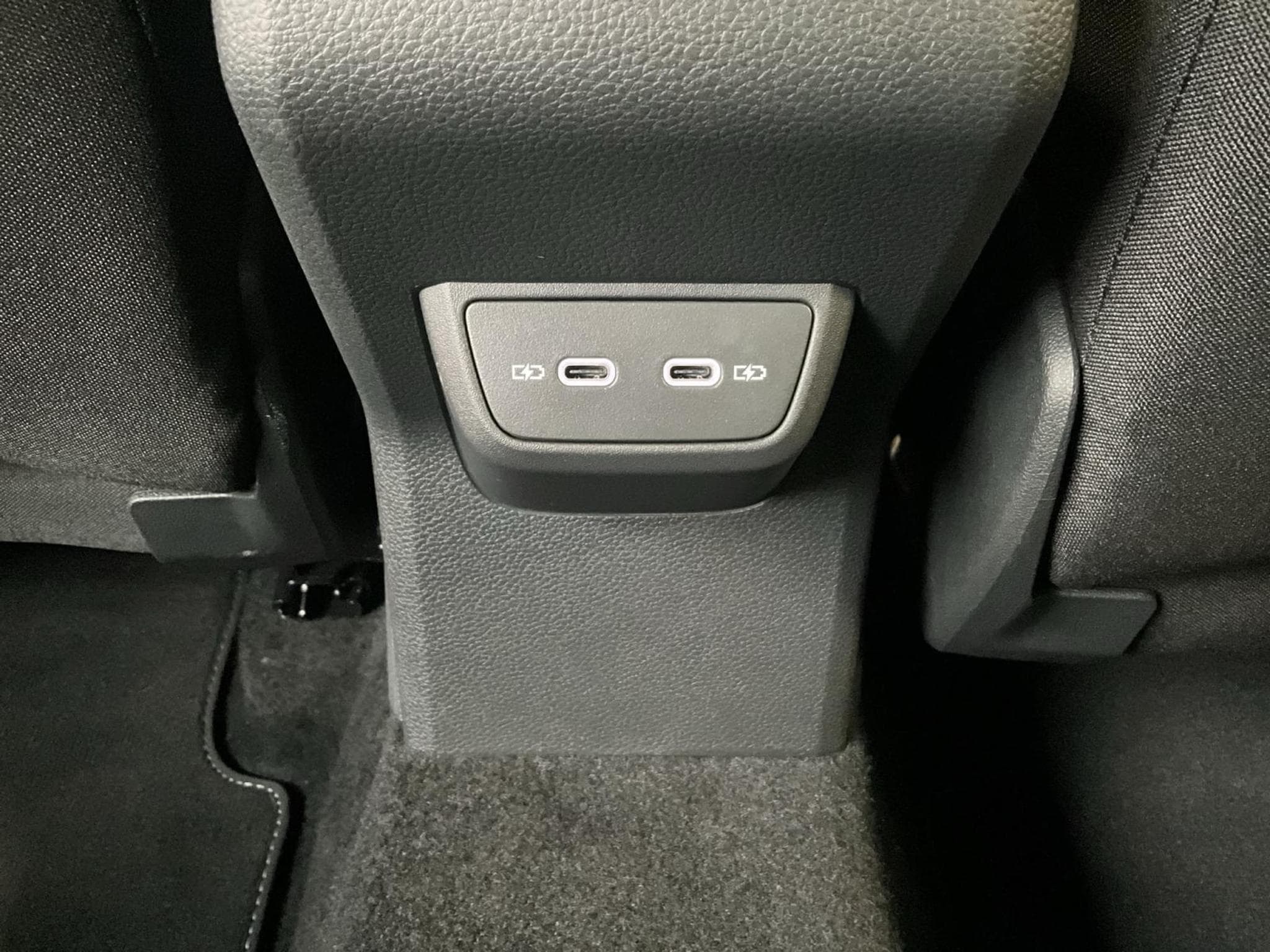 VW Polo R-Line+DSG+LED+Navi+Digi+ (2024) - Foto 19
