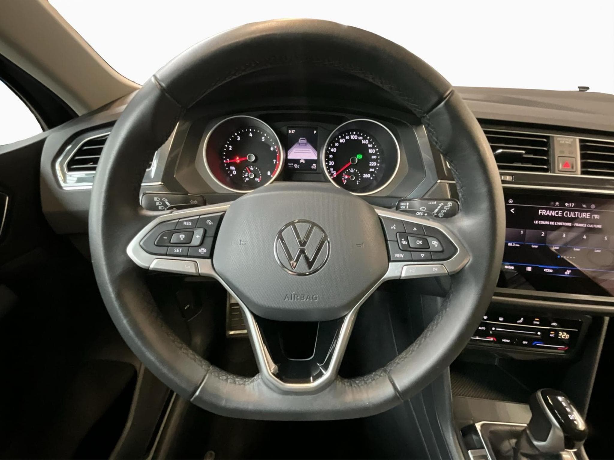 VW Tiguan Life-Urban-Sport+DSG+LED+RearView (2024) - Foto 12