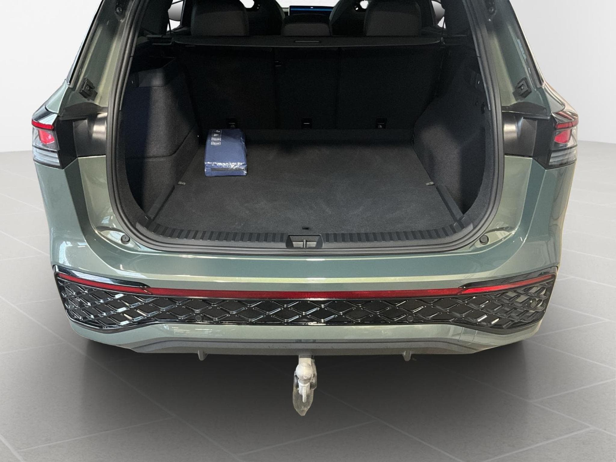 VW Tayron R-Line+DSG+PHEV+Black-Style+Pano+AHK (2025) - Foto 21