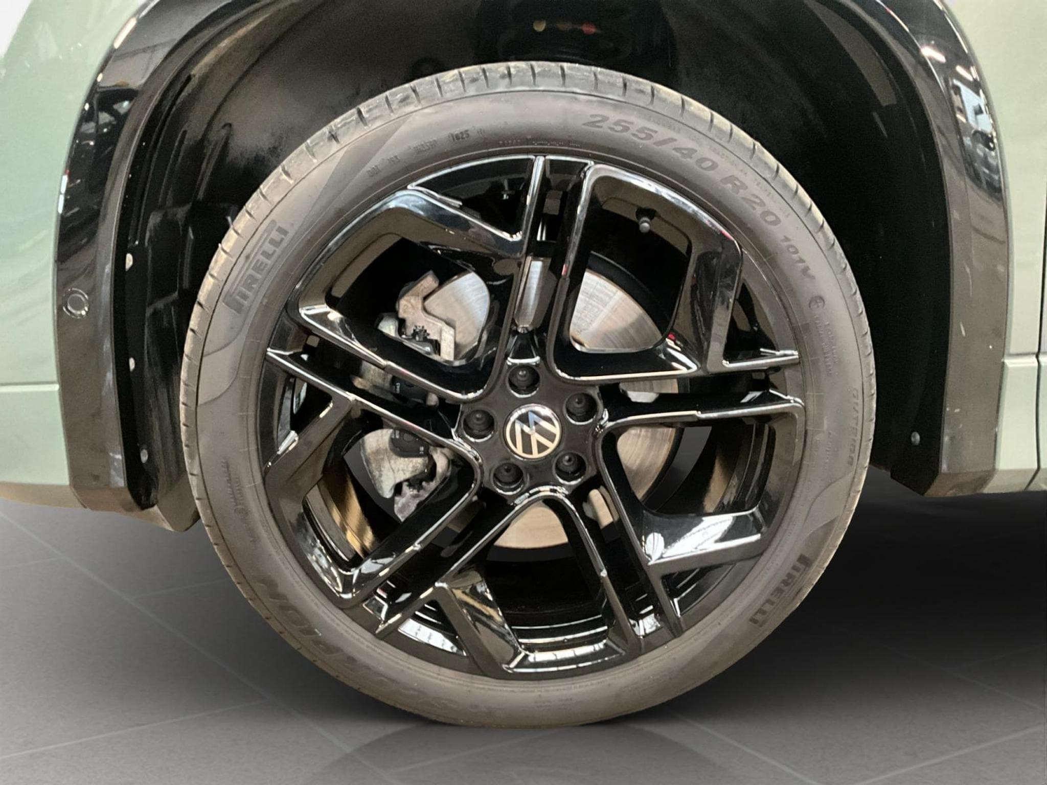 VW Tayron R-Line+DSG+PHEV+Black-Style+Pano+AHK (2025) - Foto 8