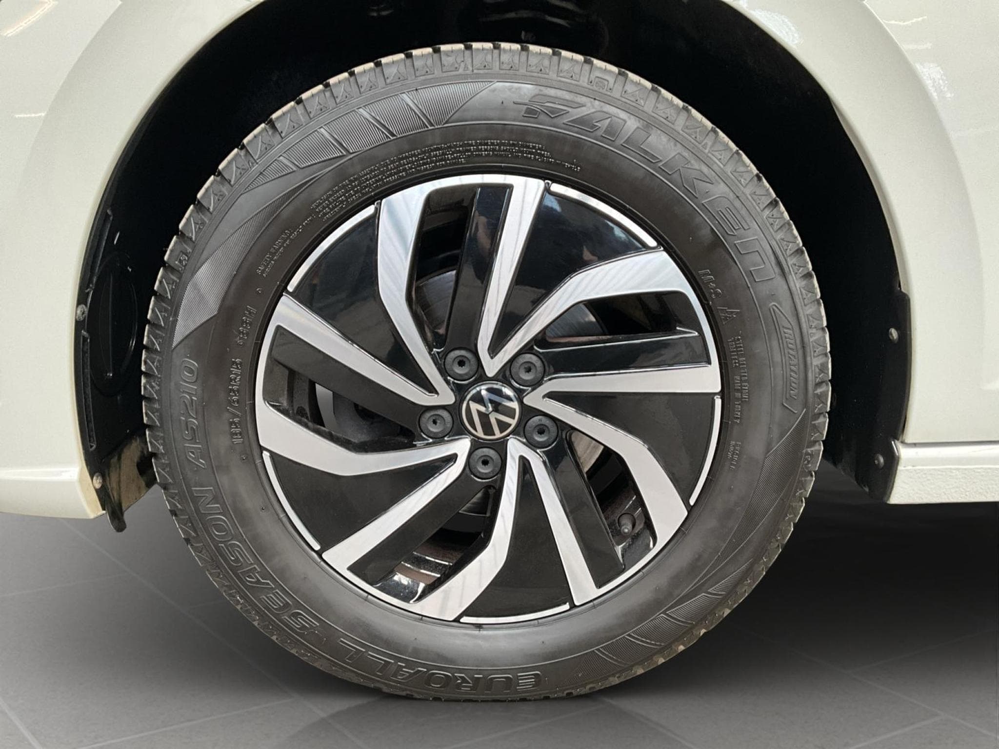 VW Polo Life+DSG+Led+App-Connect (2024) - Foto 8