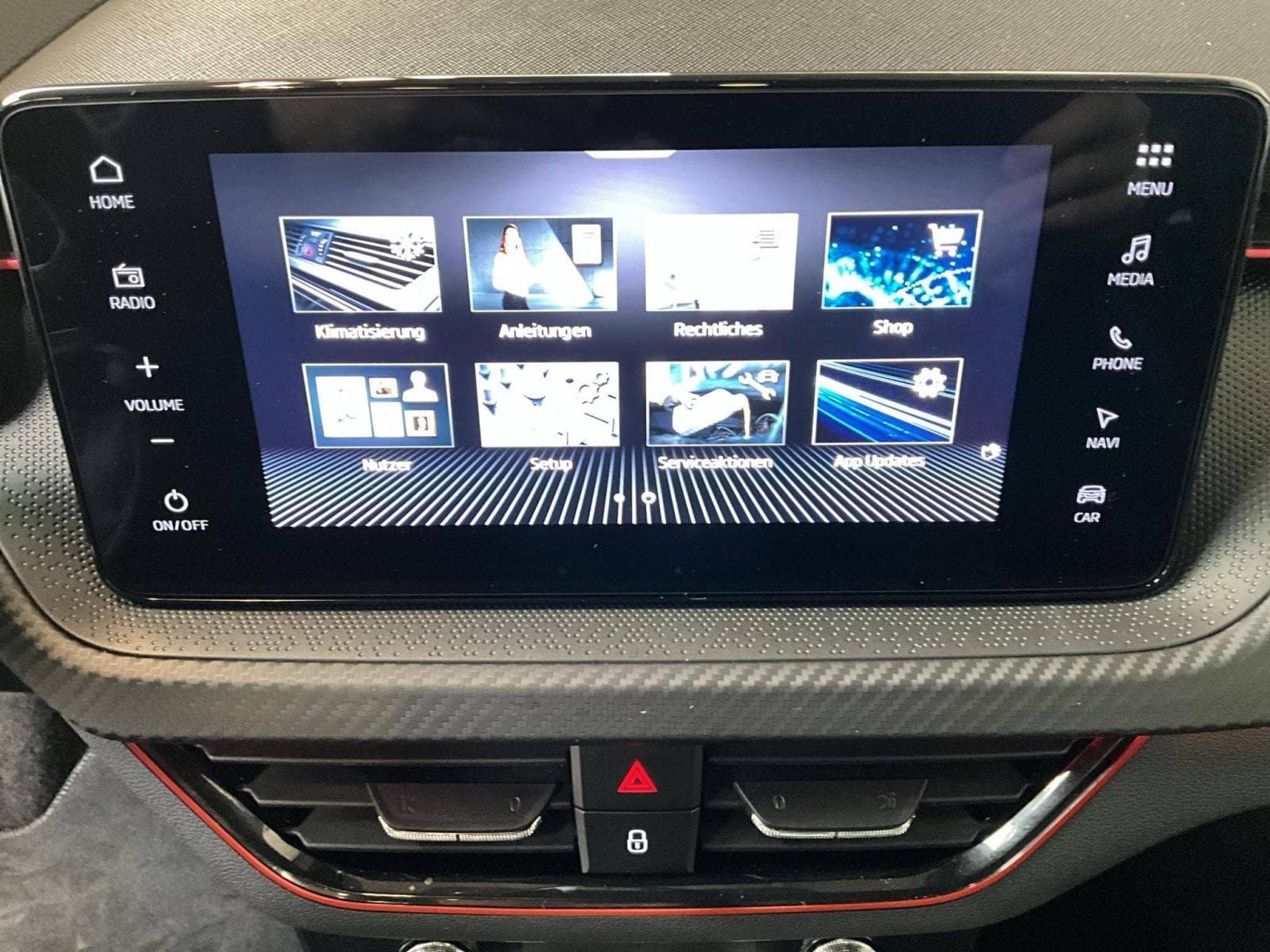 Skoda Kamiq Monte-Carlo+DSG+Pano+LED (2025) - Foto 20