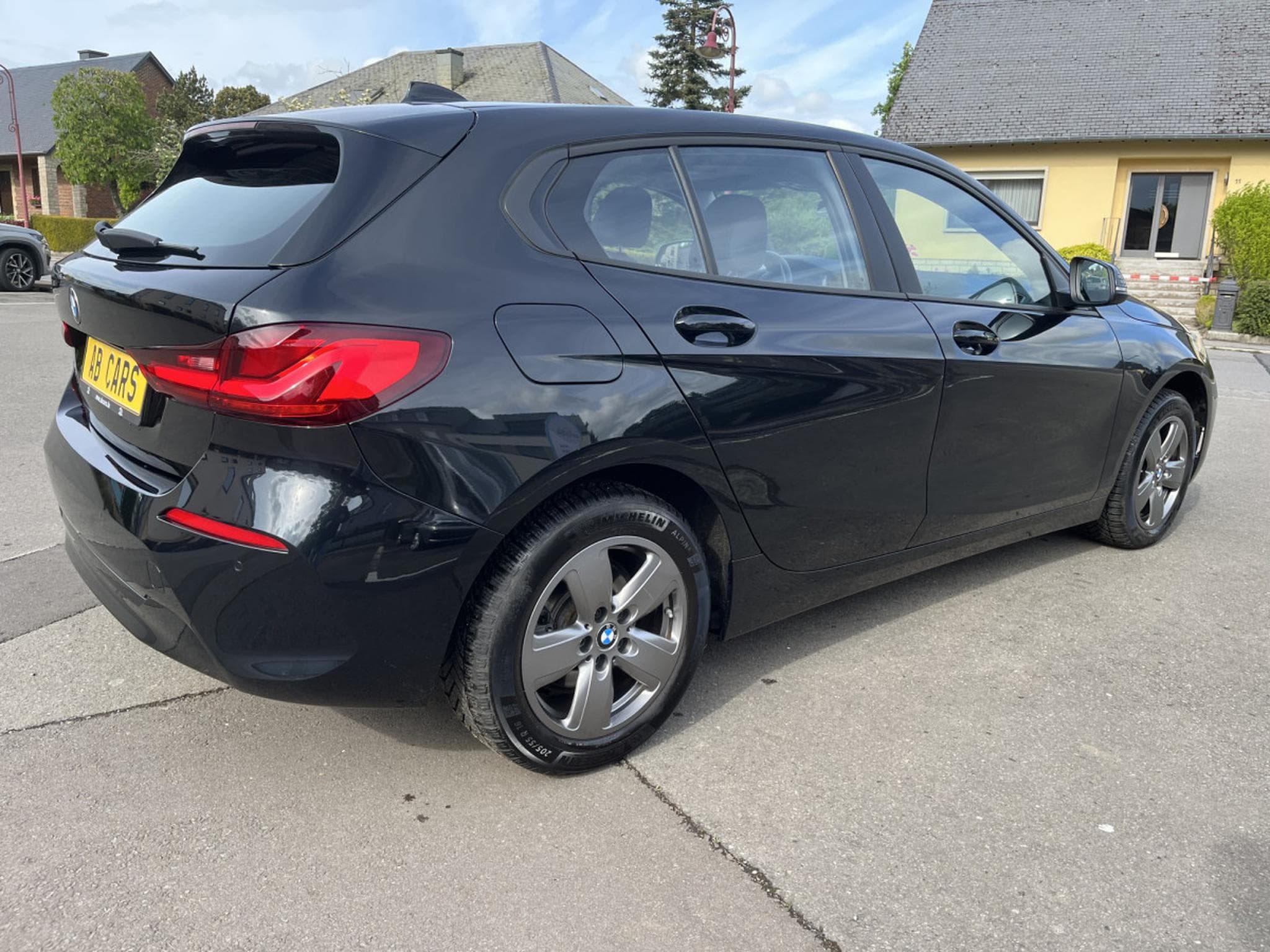 BMW 116 116d 115cv Navi Pano Cuir 2xPDC (2021) - Photo 7