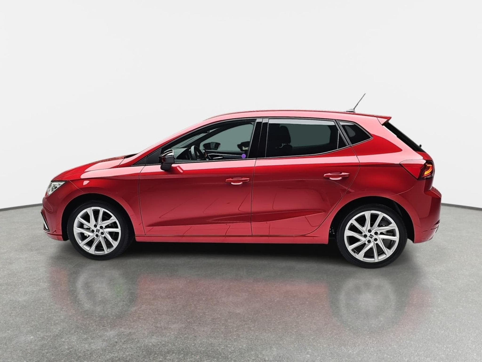 Seat Ibiza 1.0 TSi 116 DSG FR (2025) - Photo 3