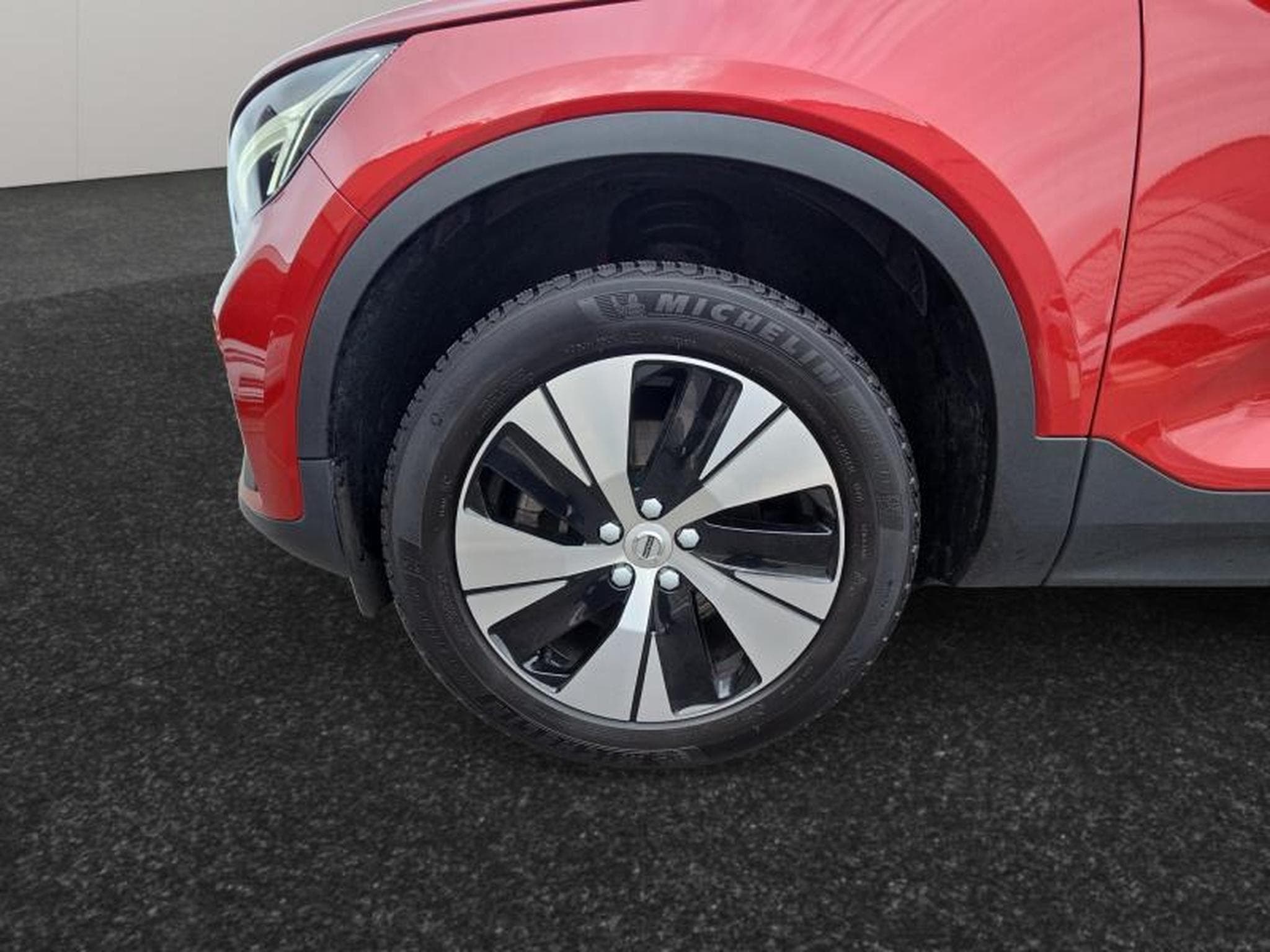Volvo XC40 B3 Core / Essence (2022) - Foto 11