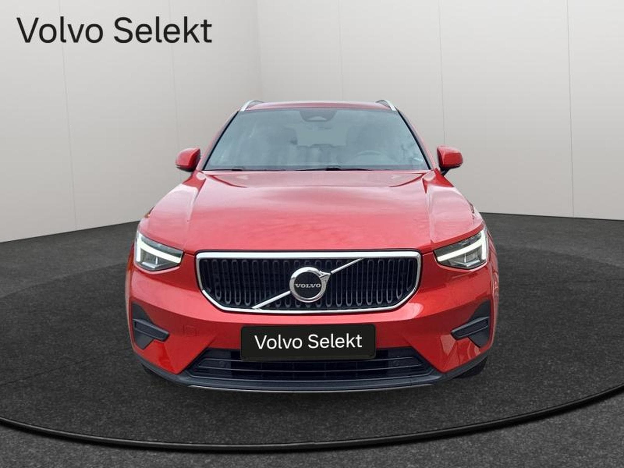 Volvo XC40 B3 Core / Essence (2022) - Foto 4