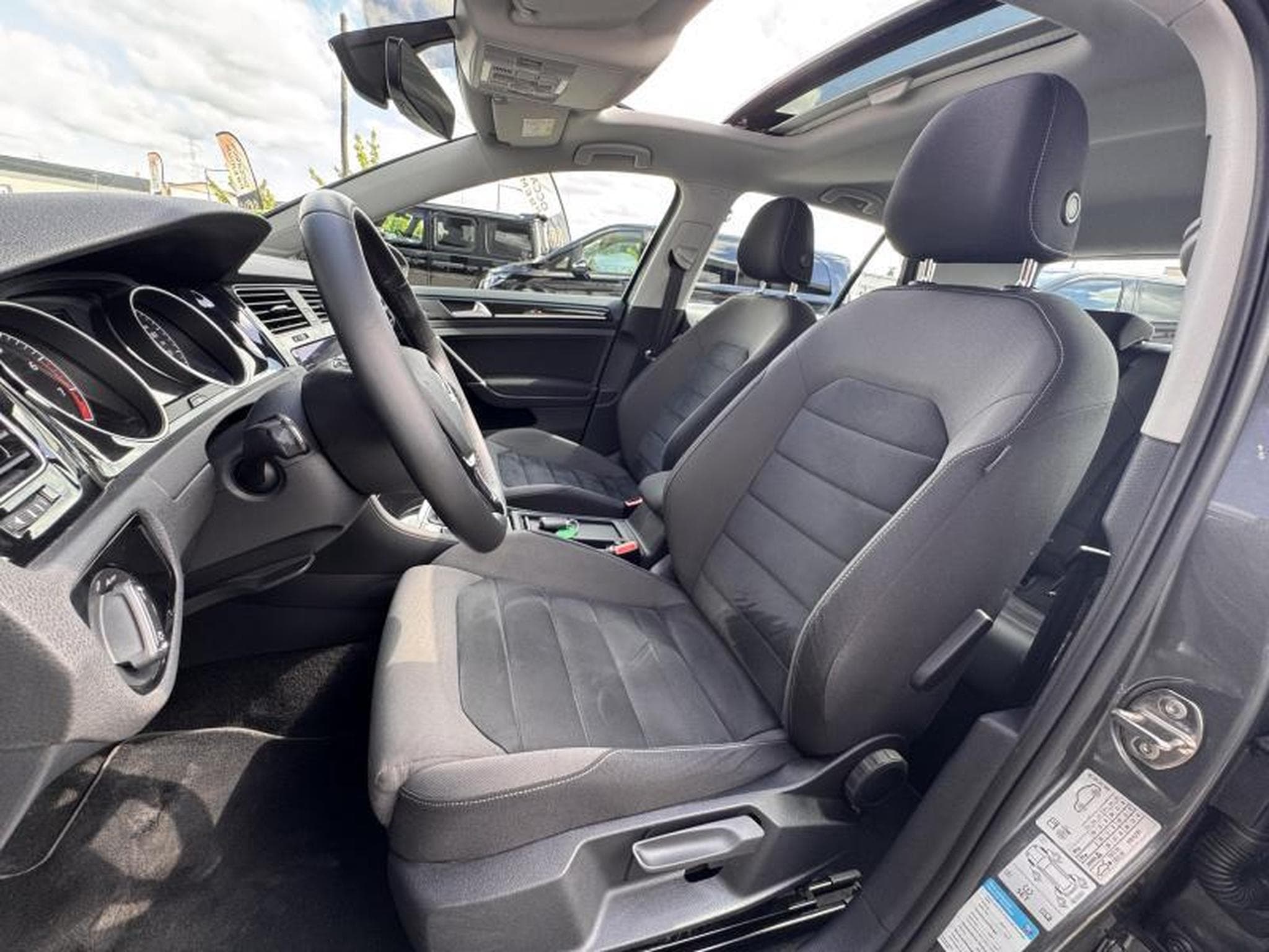 VW Golf VII Highline (2017) - Photo 10