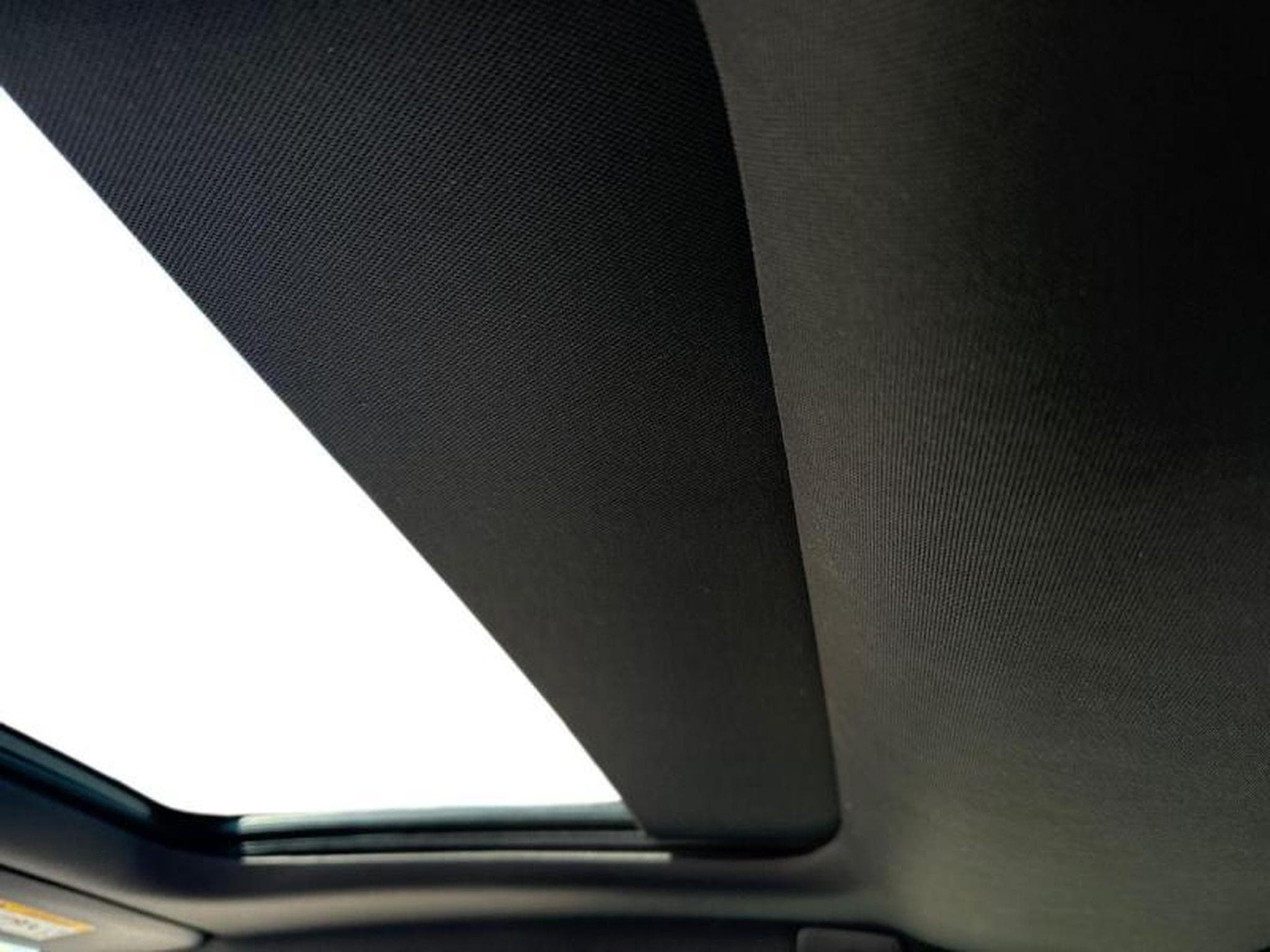 Peugeot 508 GT (2019) - Photo 17