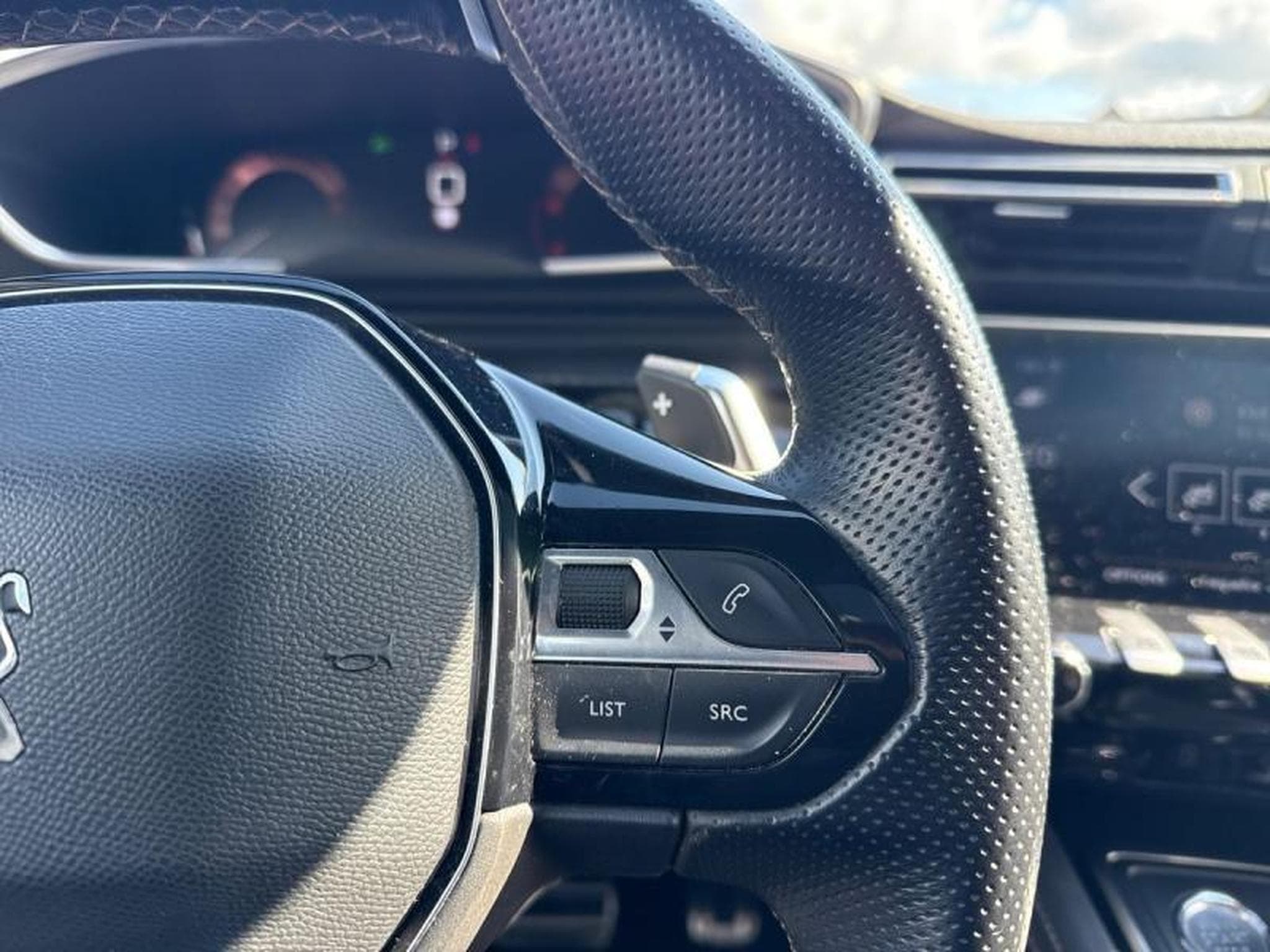 Peugeot 508 GT (2019) - Photo 23