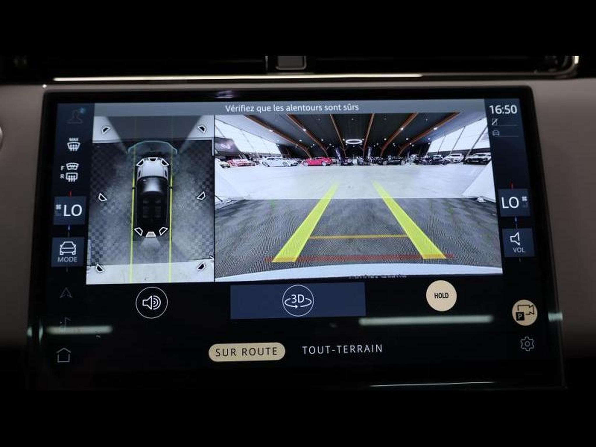 Land-Rover Range Rover Evoque D165 Dynamic SE (2026) - Photo 21
