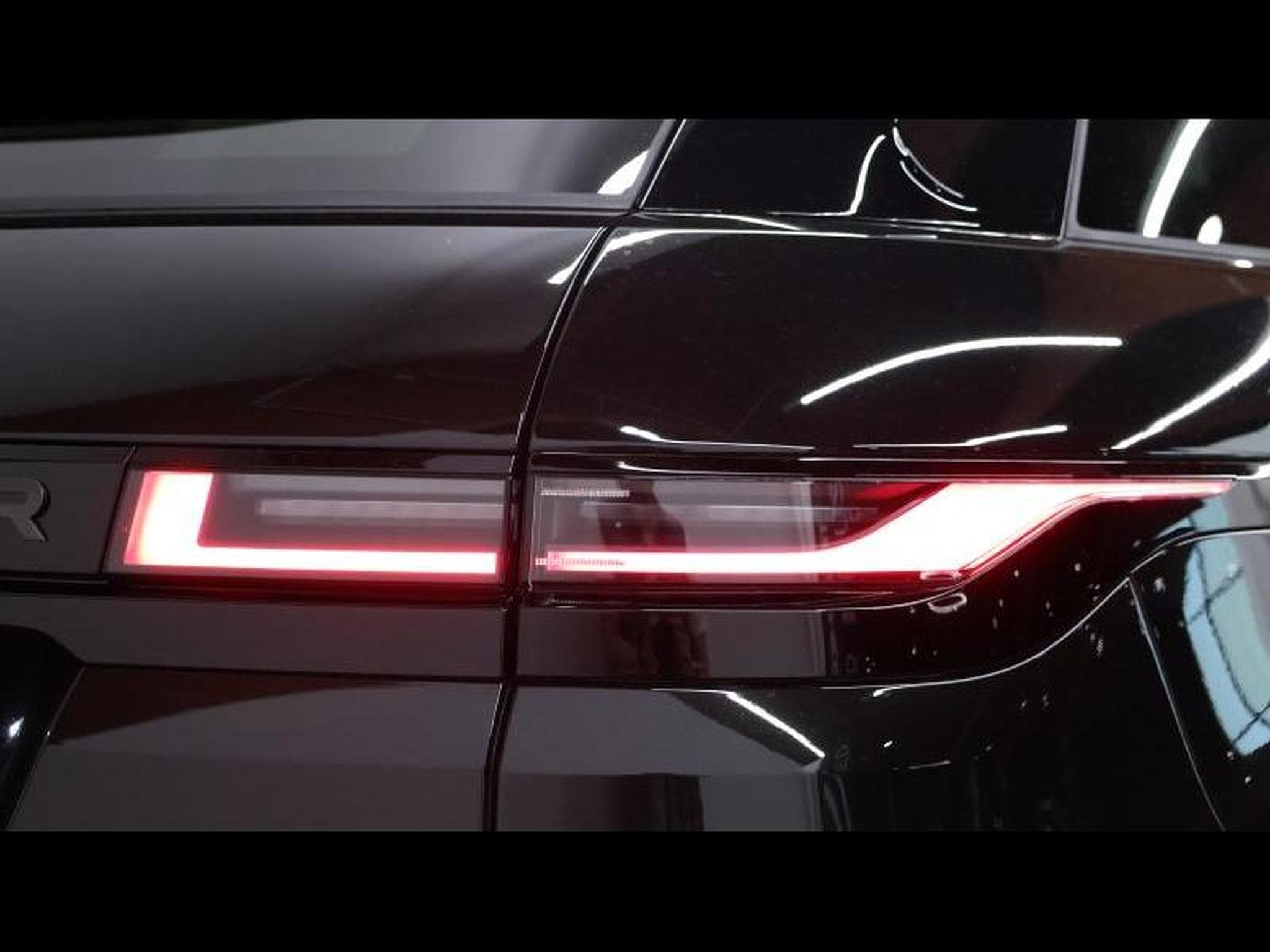 Land-Rover Range Rover Evoque D165 (2026) - Photo 9