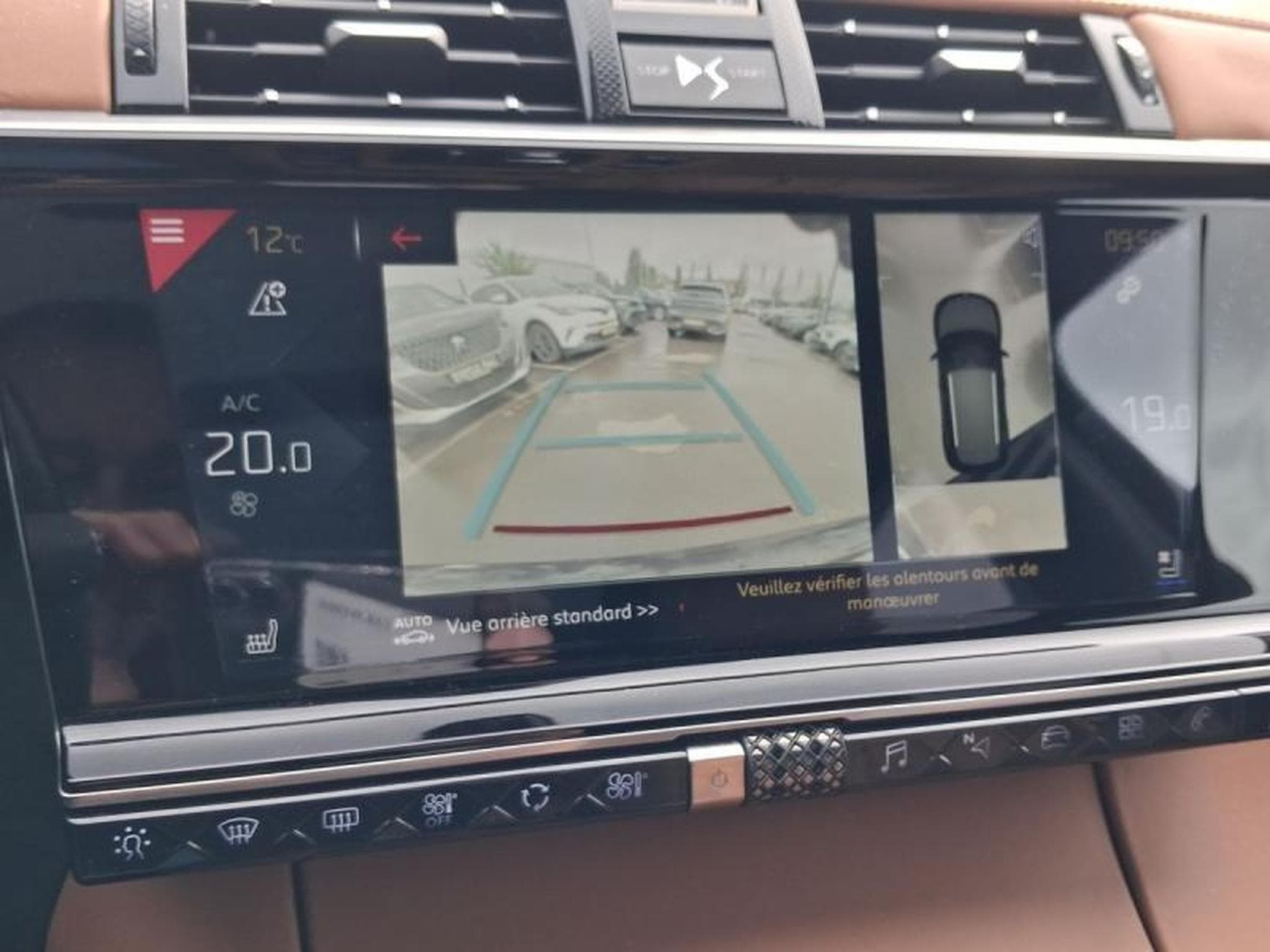 DS Automobiles DS7 BlueHDi 180ch So Chic Automatique 128g (2019) - Photo 11