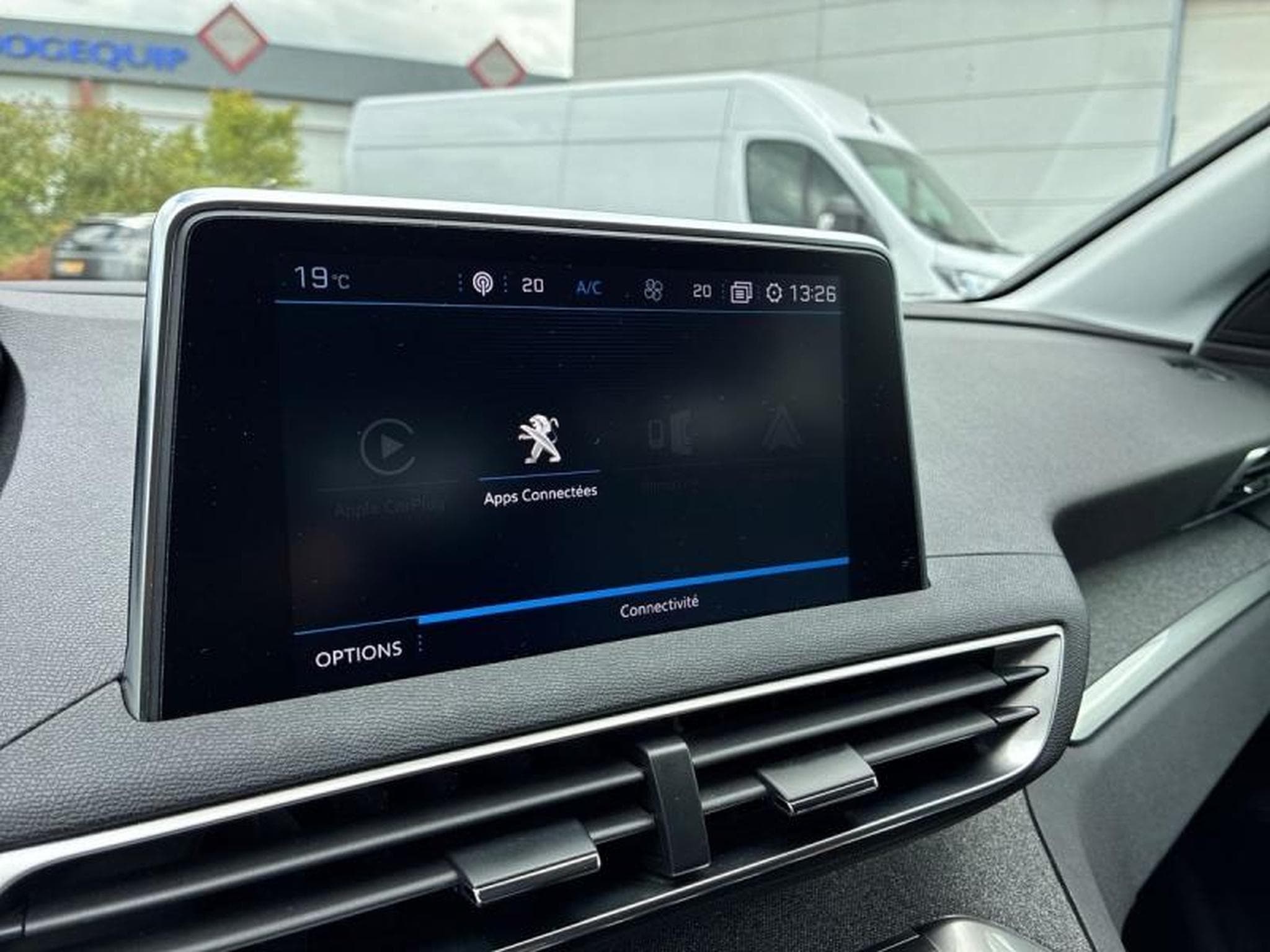 PEUGEOT 3008 1.2 PureTech 130ch E6.c Allure S&S EAT8 (2019) - Foto 10