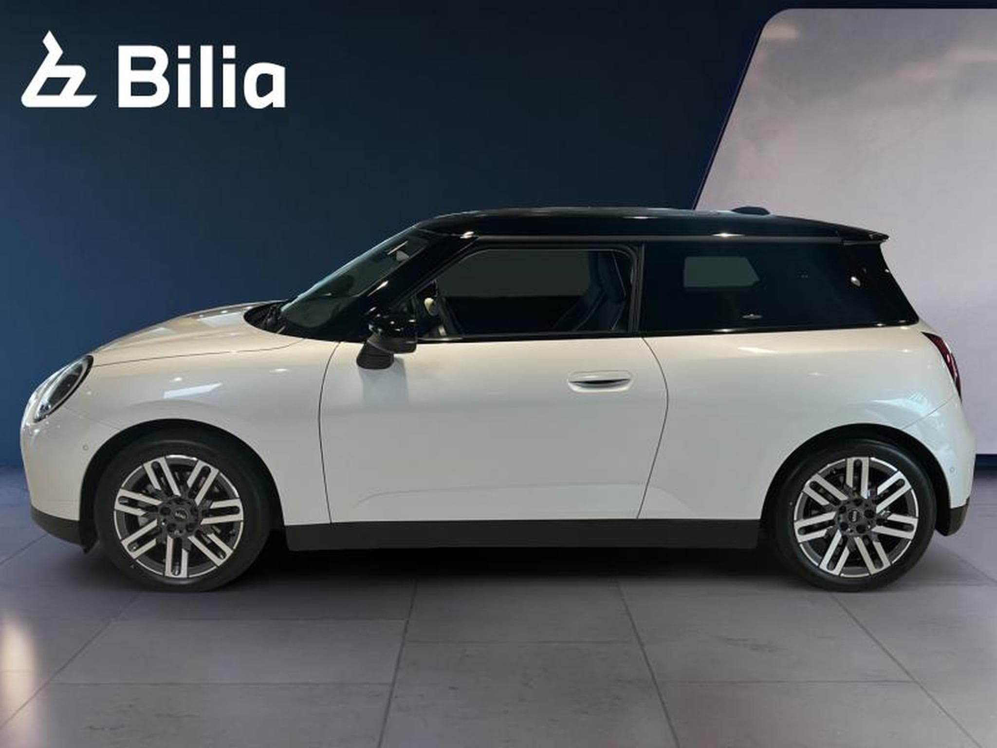MINI Cooper Cooper E (2024) - Photo 3