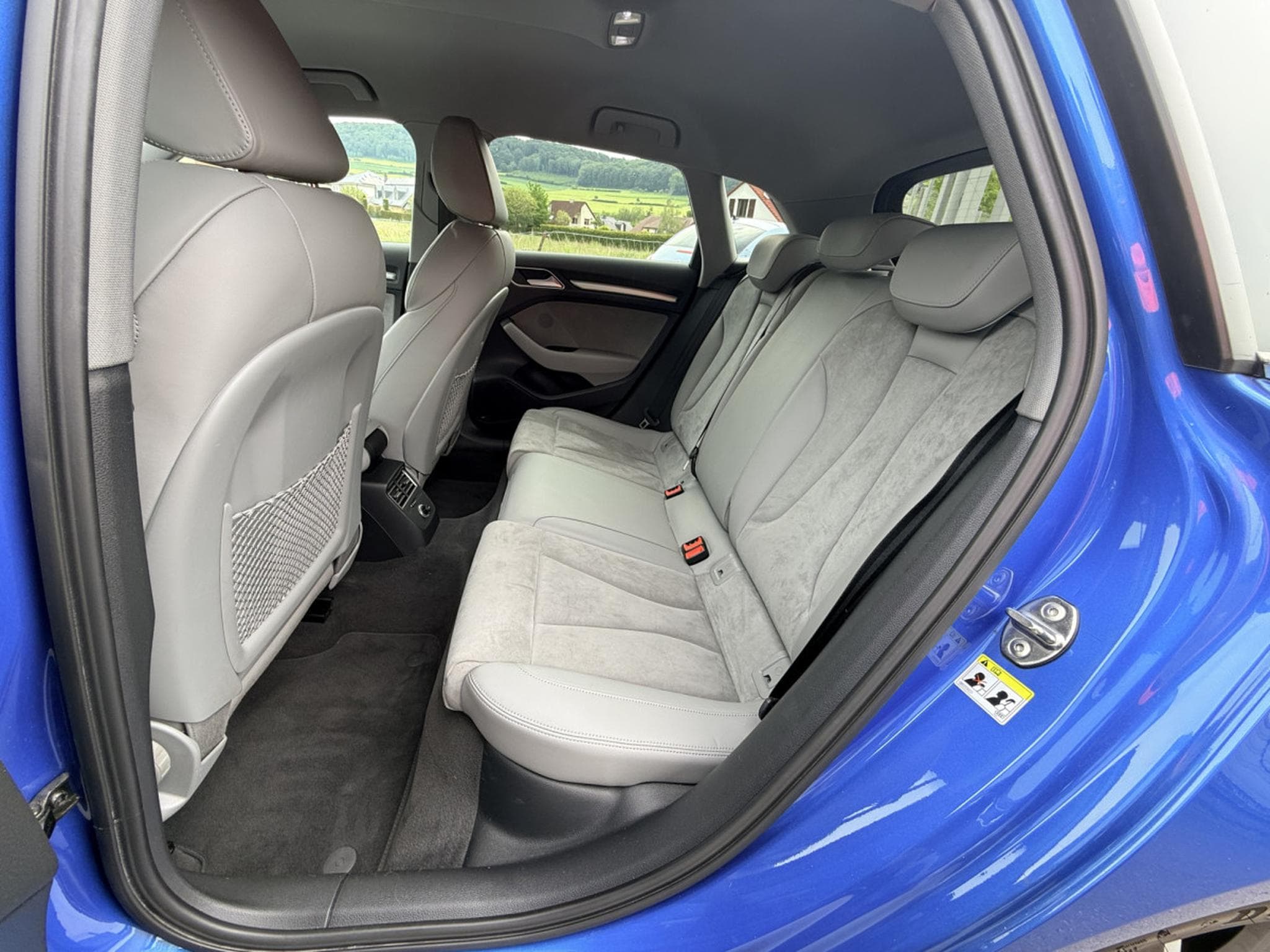 Audi A3 Spportback S-line 2.0 TFSI 190cv S tronic 7 vitesses quattro (2018) - Photo 4