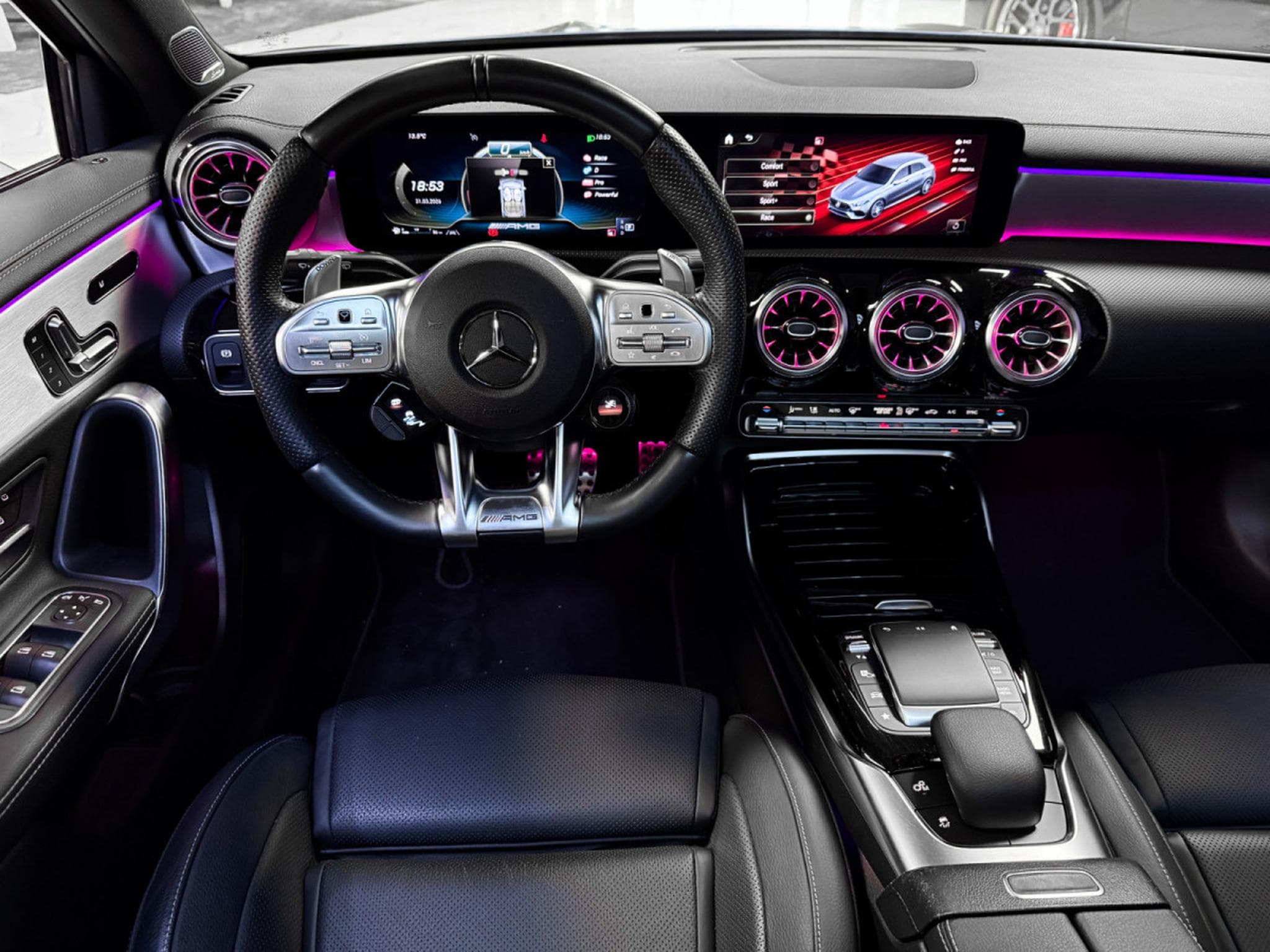 Mercedes A 45 AMG S 4MATIC / TRACK / PANO / BURM. (2021) - Foto 11