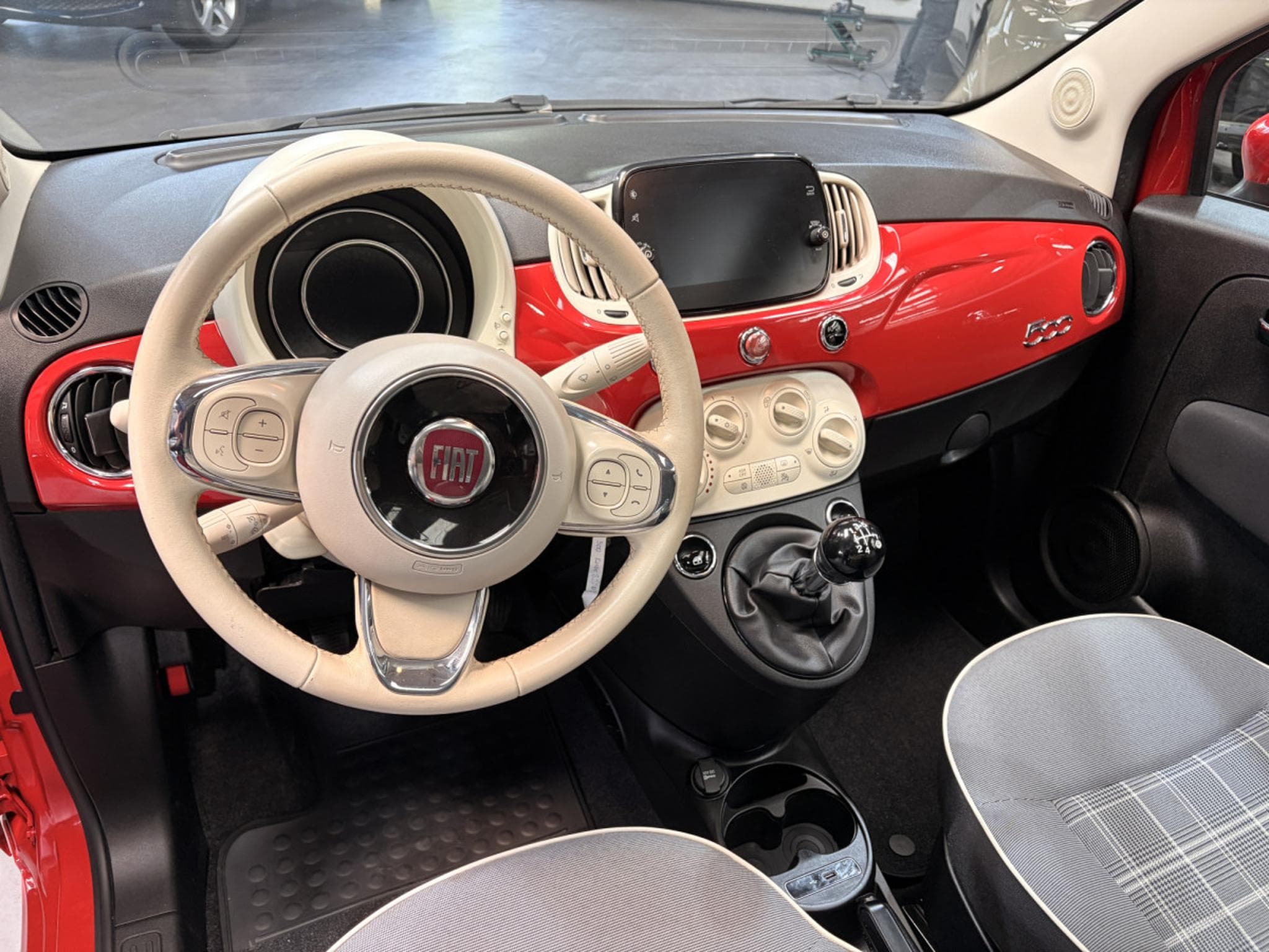 Fiat 500 0.9 Essence Twin Air Star (2019) - Photo 9