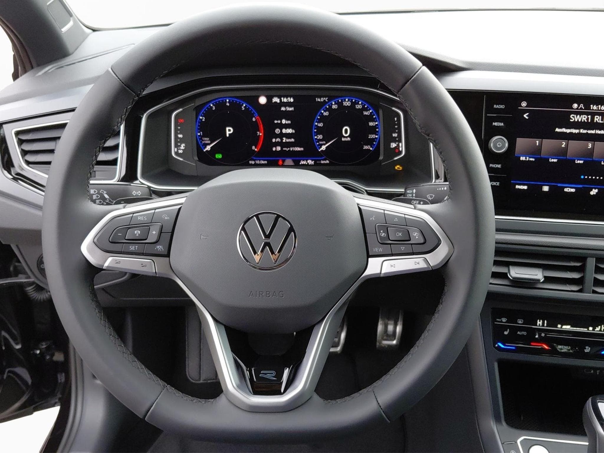 VW Polo R-Line (2026) - Photo 10