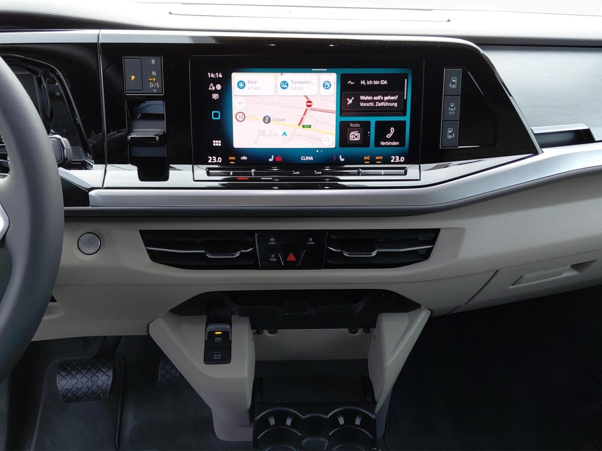 VW Multivan Life (2026) - Photo 12