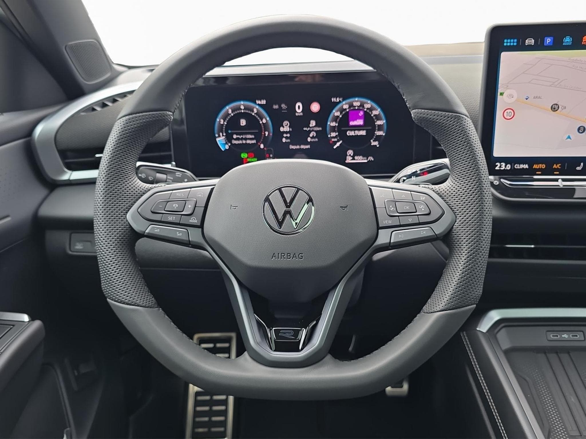 VW T-Roc R-Line (2026) - Photo 10