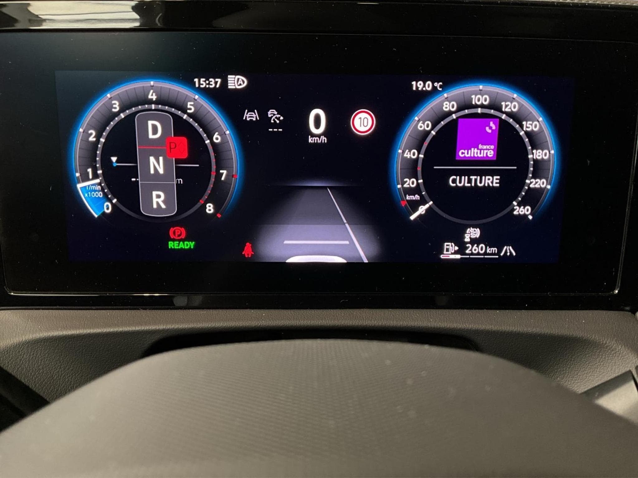 VW Tiguan R-Line+DSG+Black-Style+Pano (2025) - Photo 11