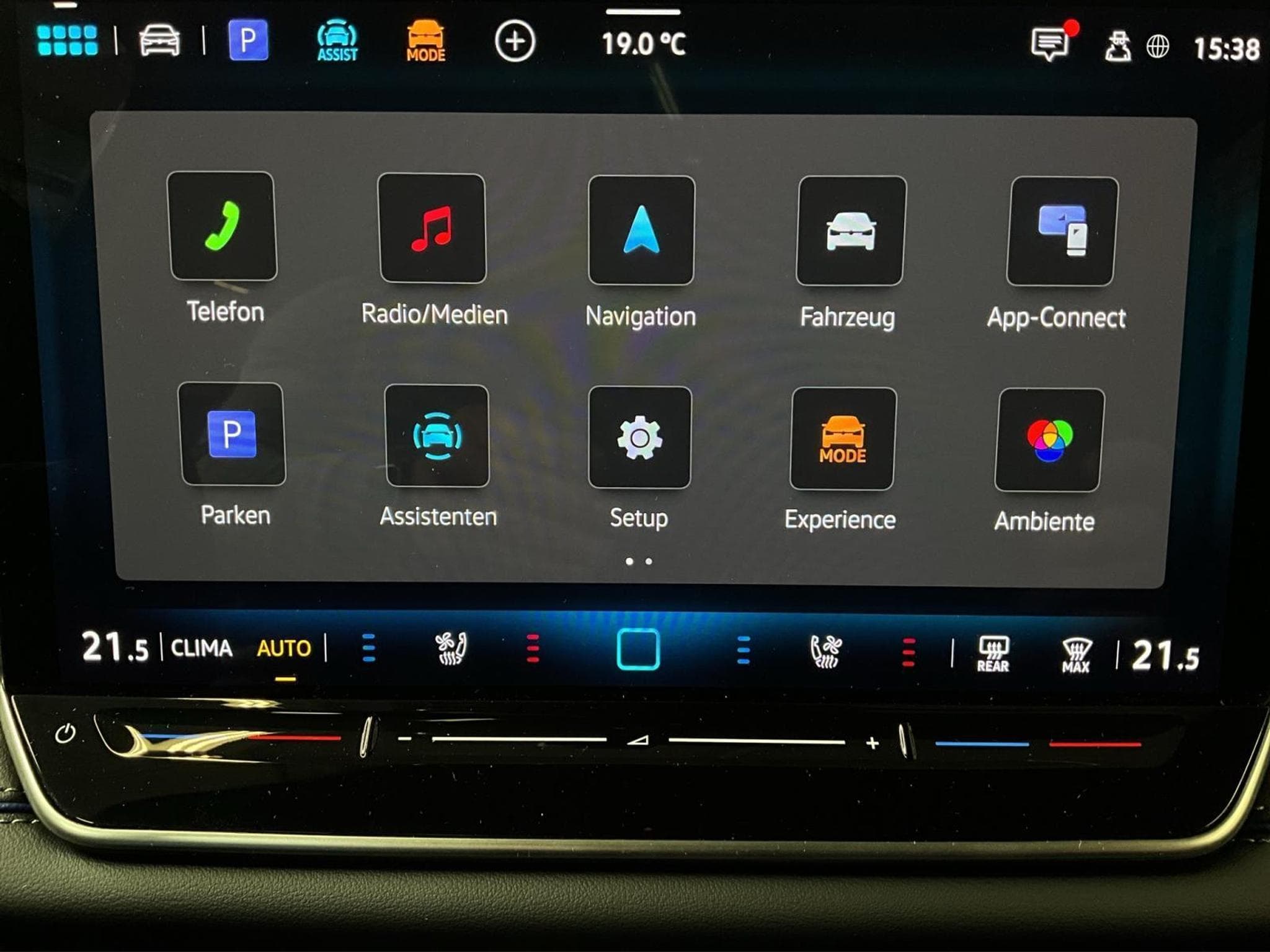 VW Tiguan R-Line+DSG+Black-Style+Pano (2025) - Photo 13