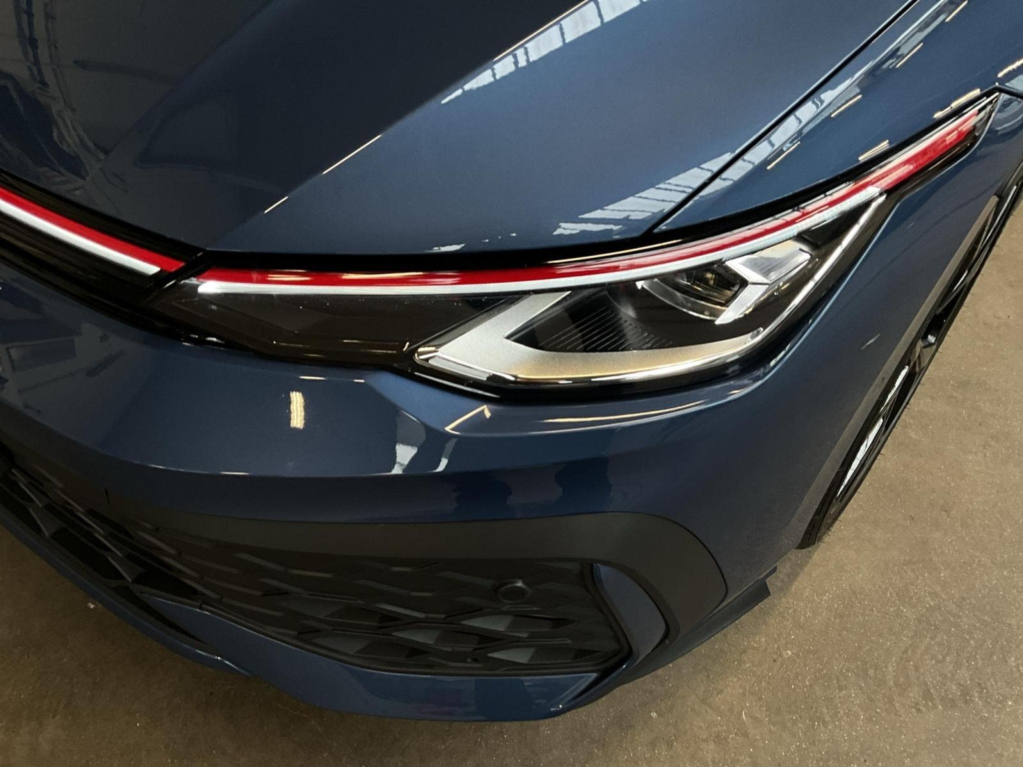 VW Golf GTI+DSG+360°+Pano+StandH. (2025) - Foto 18