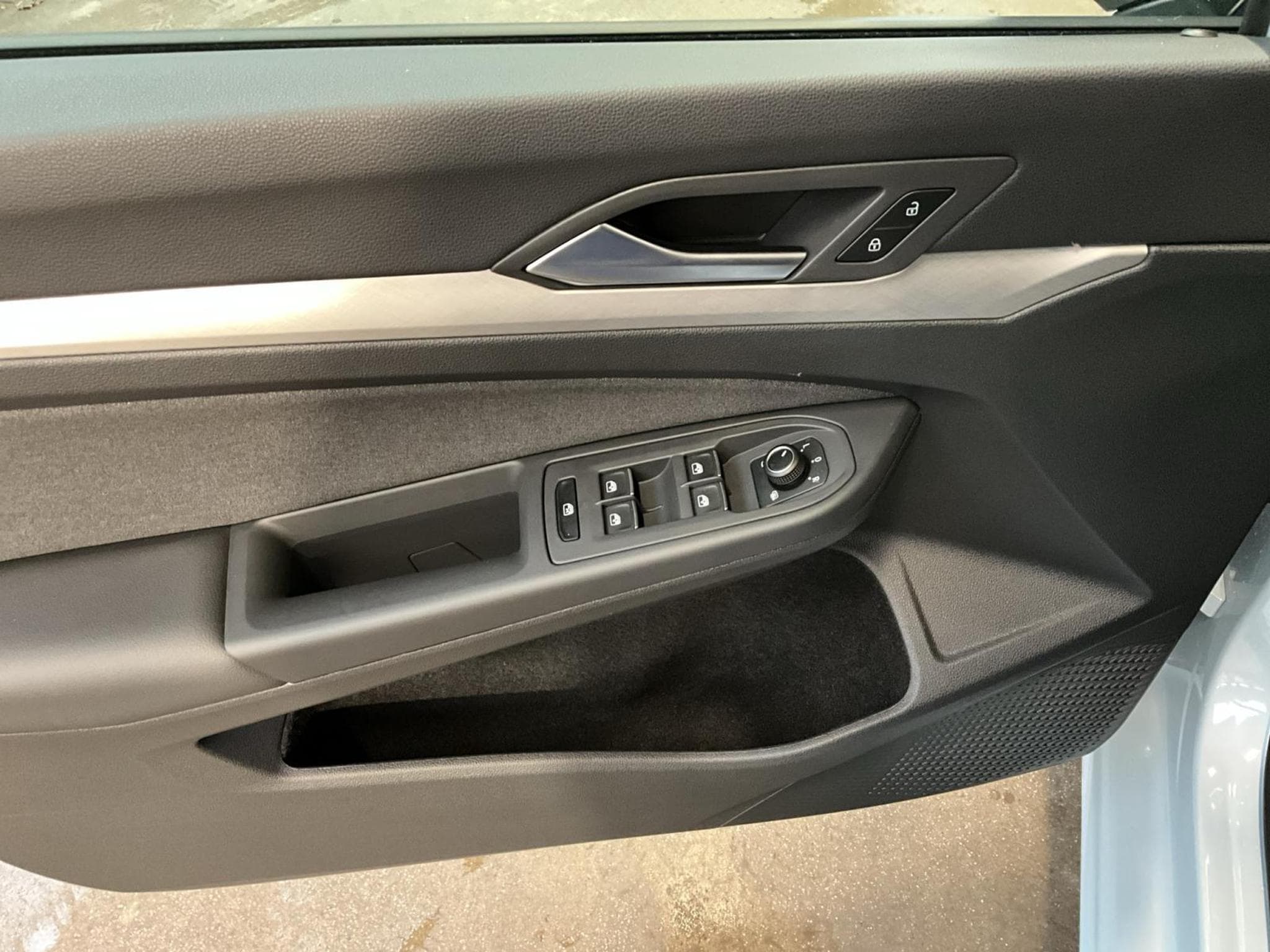 VW Golf Life+DSG+Navi+LED (2025) - Photo 14