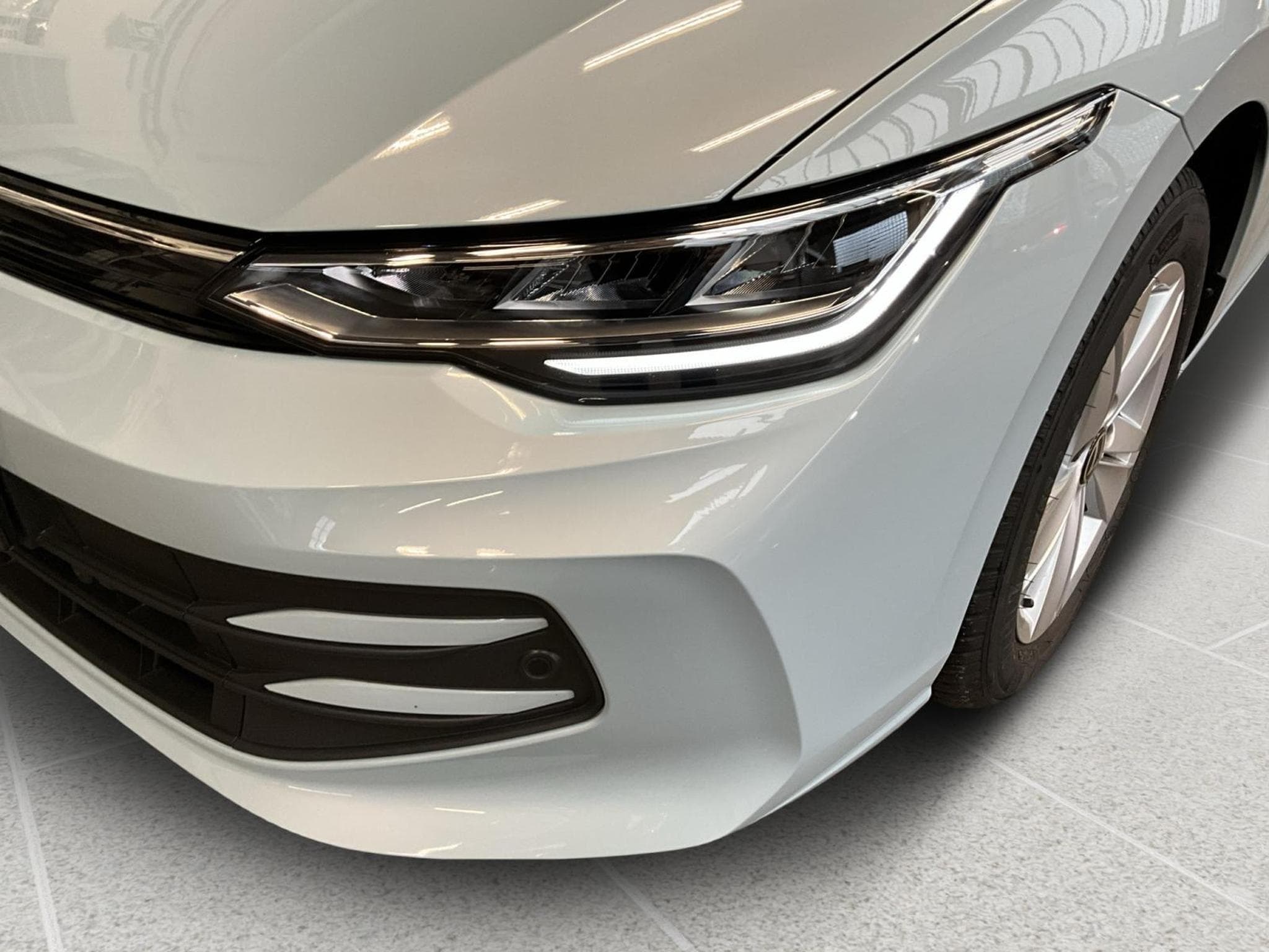 VW Golf Life+DSG+Navi+LED (2025) - Photo 17