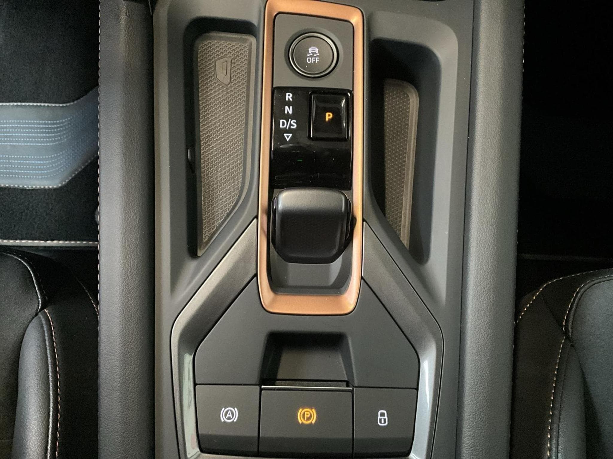 Cupra Leon DSG+Dinamica+Pure-Perf.+Int.Drive (2025) - Photo 12
