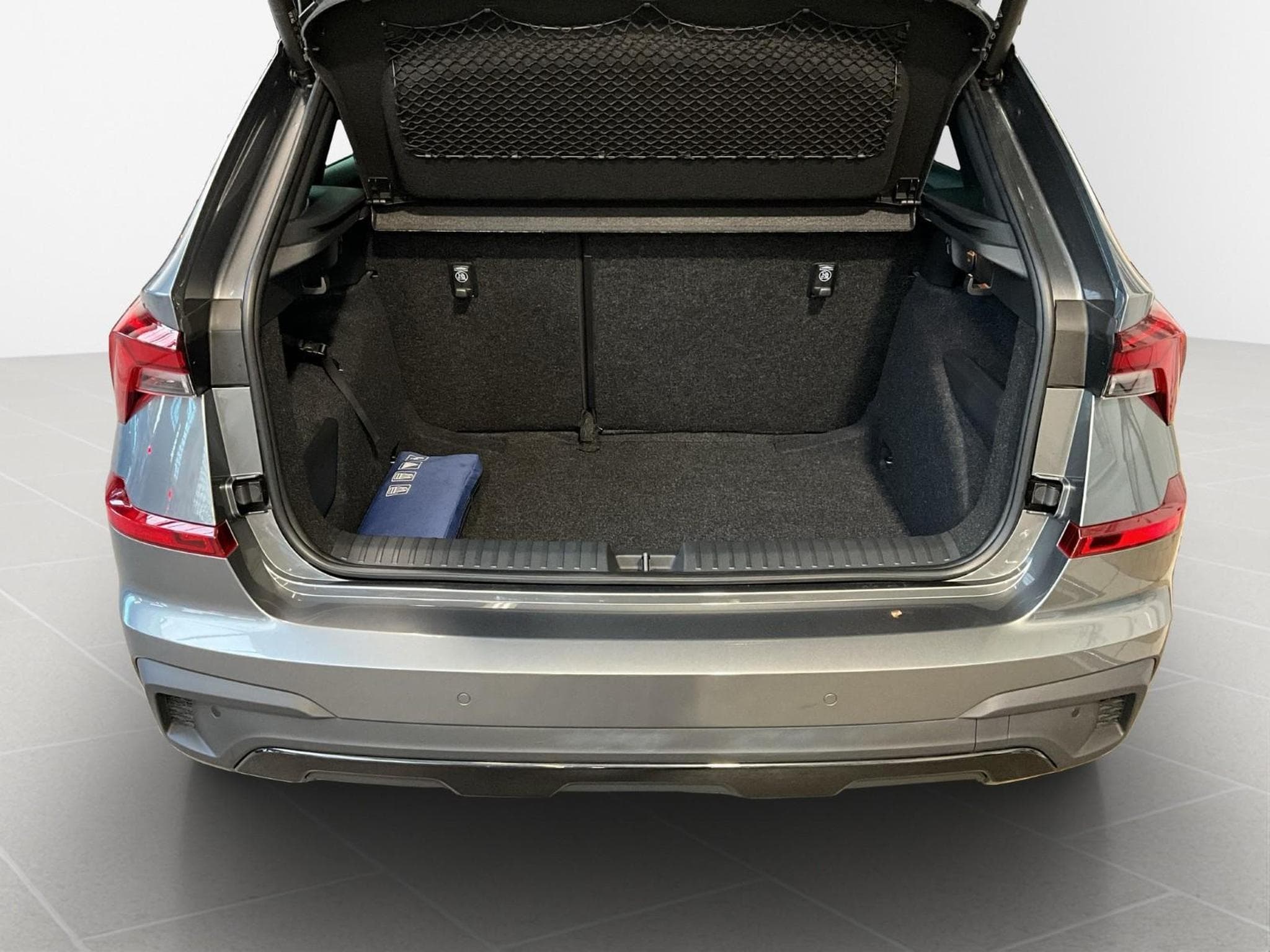 Skoda Kamiq Monte-Carlo+DSG+P.Assisted+LM18+P.Park (2025) - Photo 22