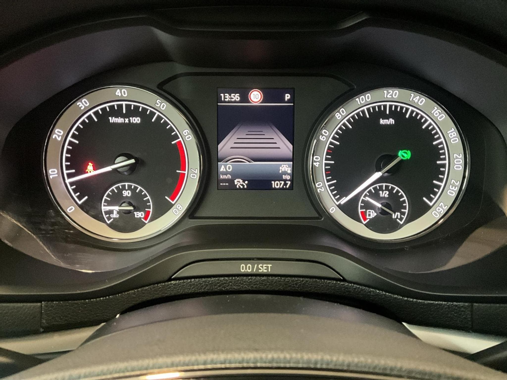 Skoda Karoq Style+DSG+AHK+P.Premium+Led (2021) - Photo 13