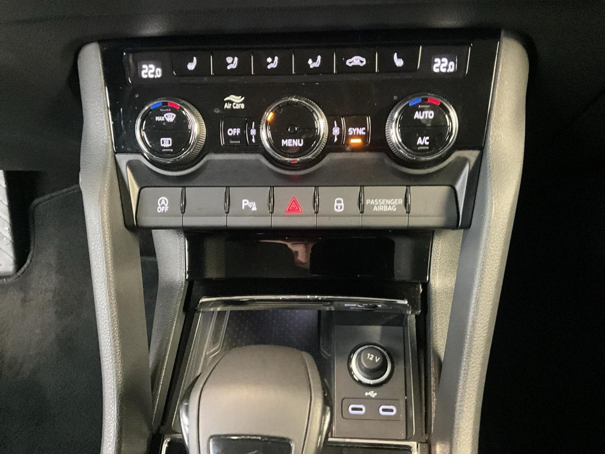 Skoda Karoq Style+DSG+AHK+P.Premium+Led (2021) - Photo 16
