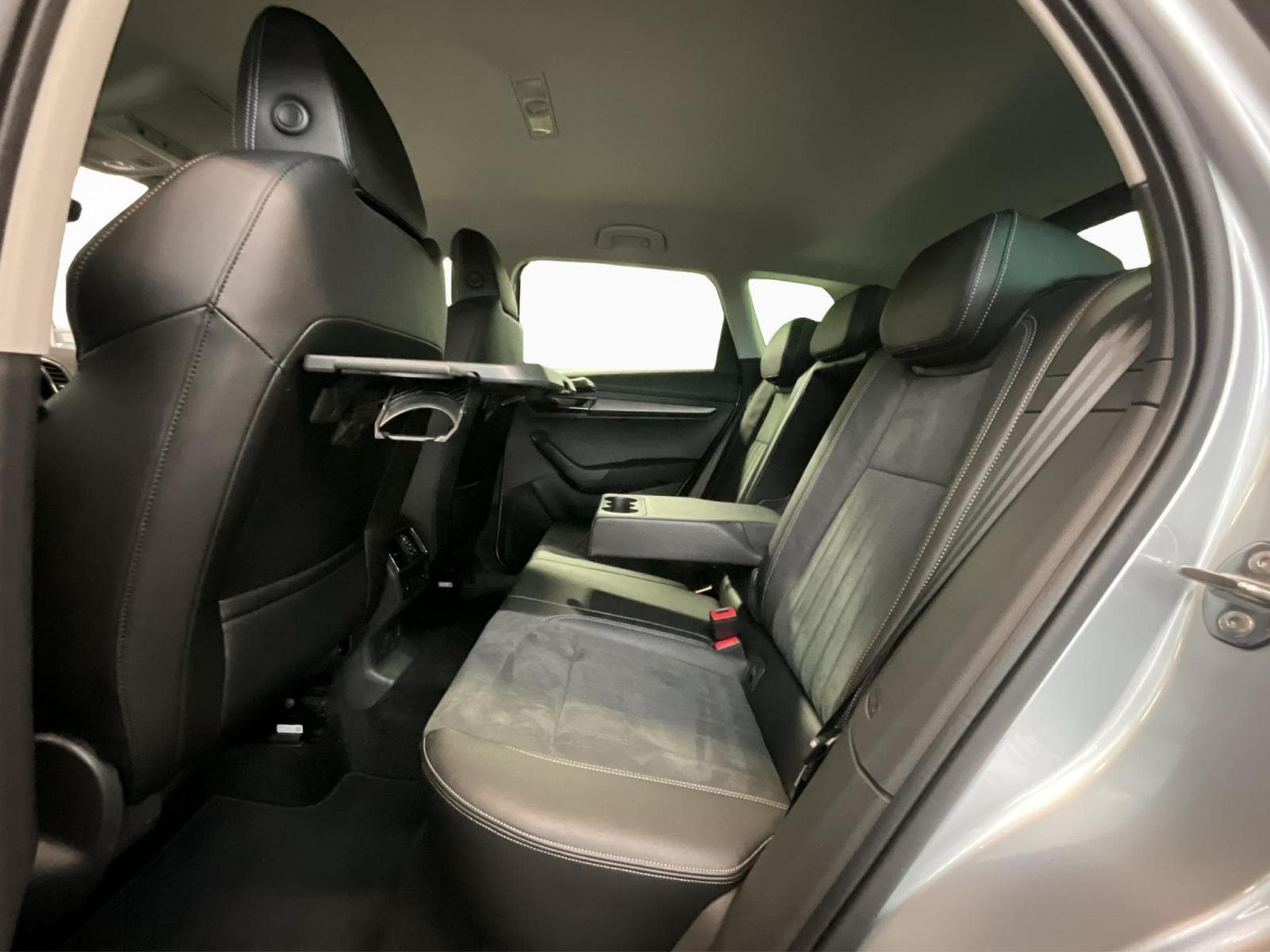 Skoda Karoq Style+DSG+AHK+P.Premium+Led (2021) - Photo 18