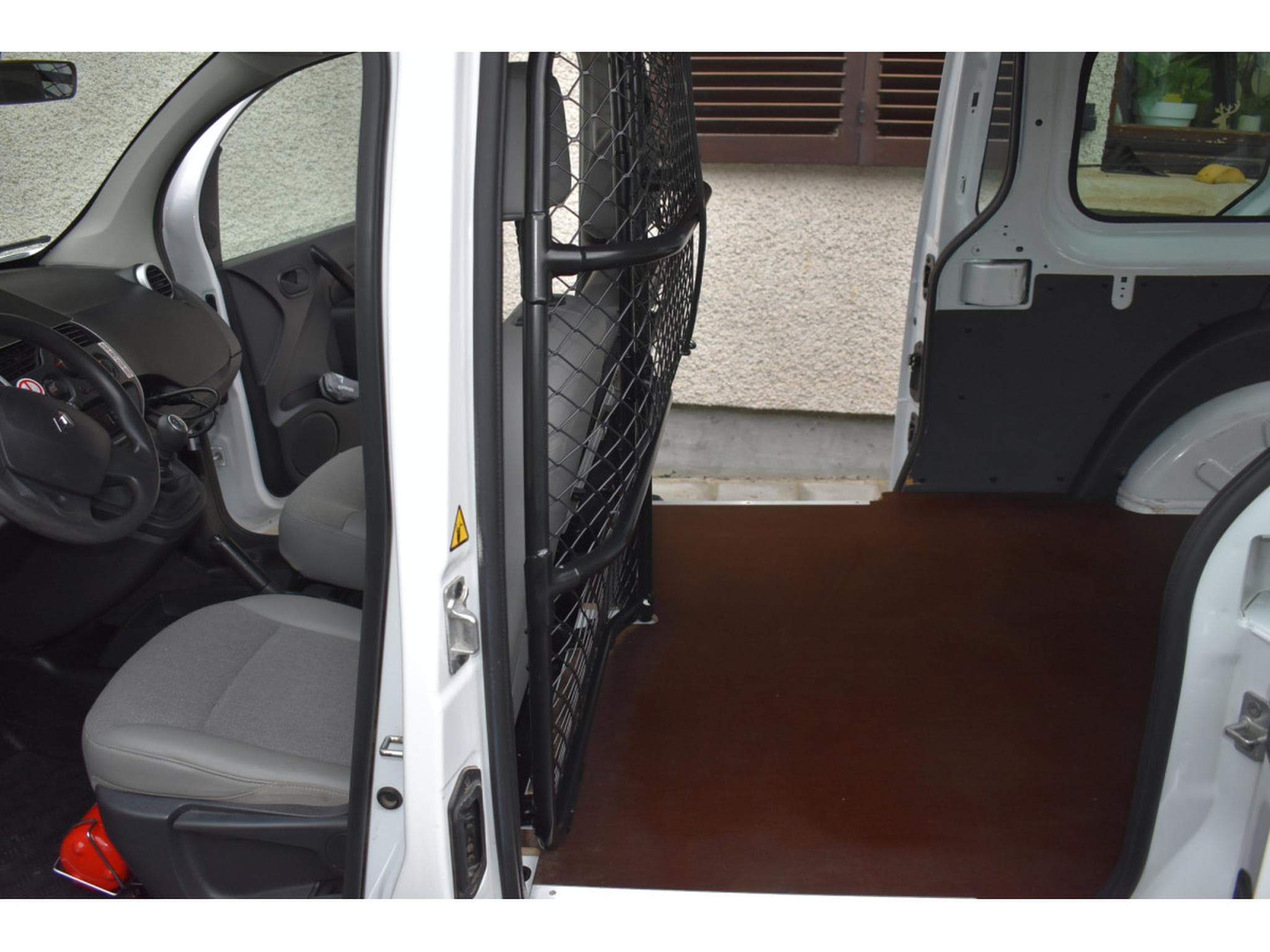 Renault Kangoo 1,5 DCI 95 Maxi état neuf 35000km (2021) - Photo 18