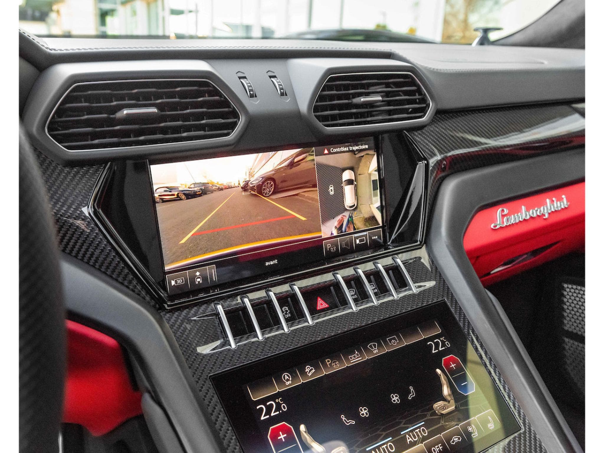Lamborghini Urus 4.0 V8 Auto./PANO/23/360°/B&O/HUD/CARBON/VOLL (2021) - Photo 17