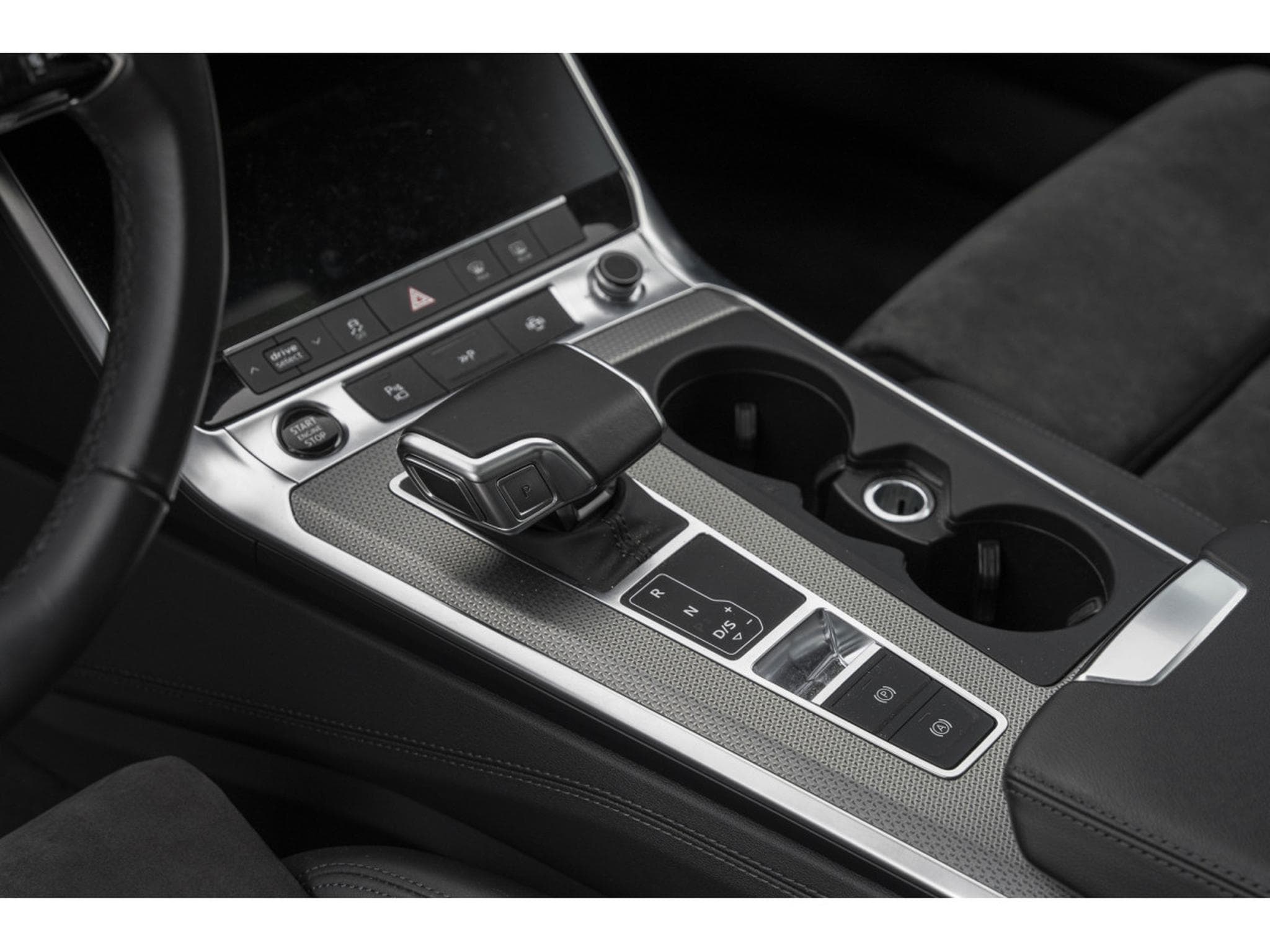 Audi A6 Quattro 55 TDI - Toit panoramique - Vision nocturne - 360° - (2021) - Photo 14