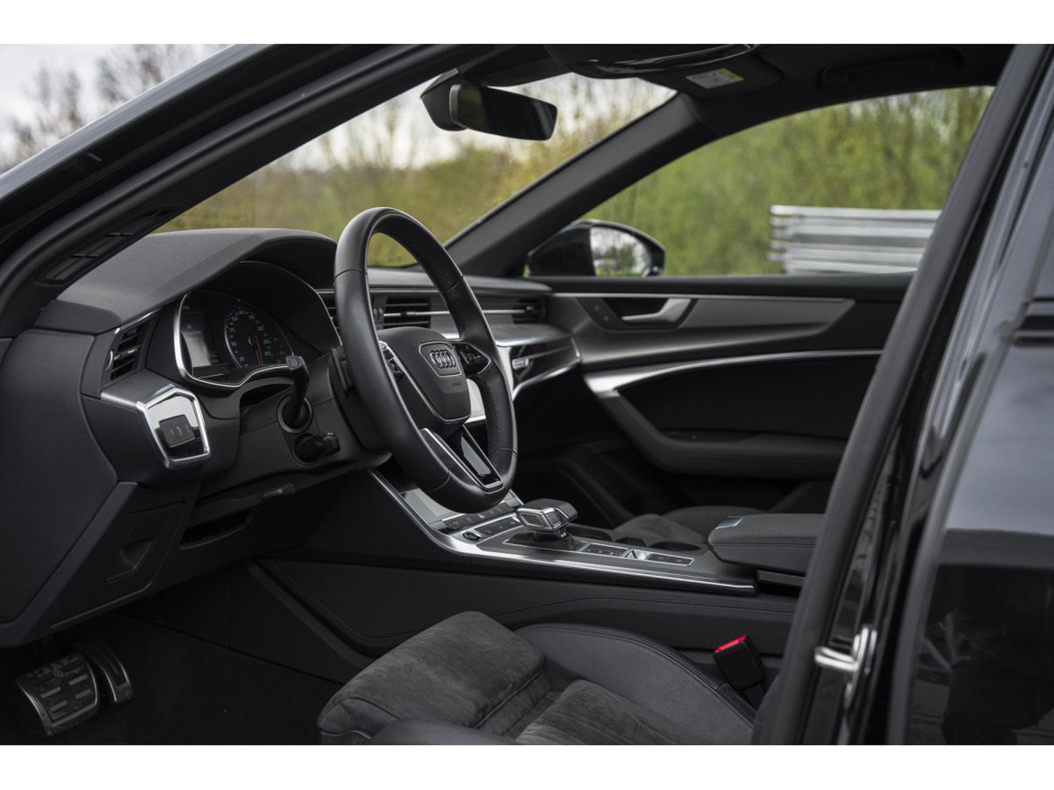 Audi A6 Quattro 55 TDI - Toit panoramique - Vision nocturne - 360° - (2021) - Photo 9